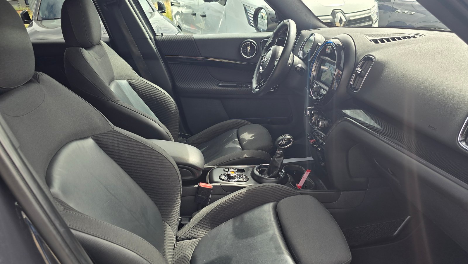 MINI Countryman Cooper S FWD Steptronic, Benzin, Occasion / Gebraucht, Automatik - 6