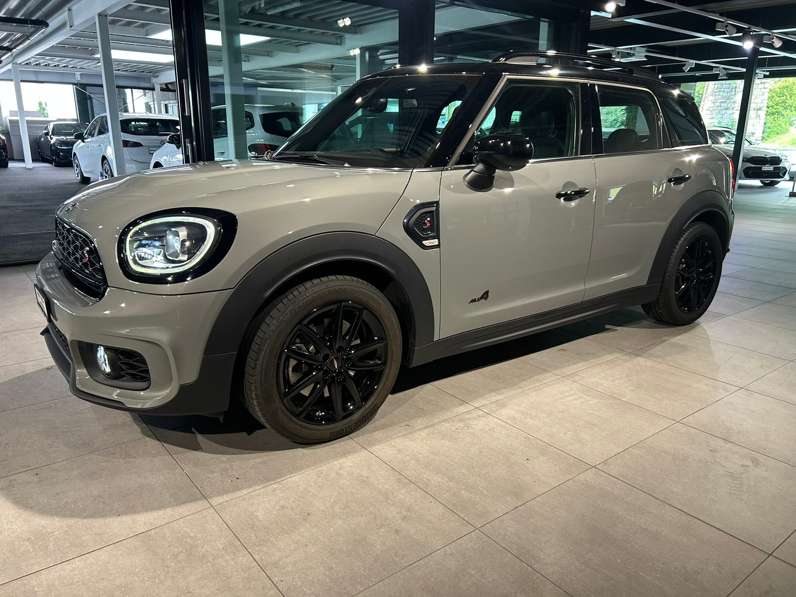 MINI Countryman Cooper S ALL4 Steptronic, Benzin, Occasion / Gebraucht, Automatik - 2