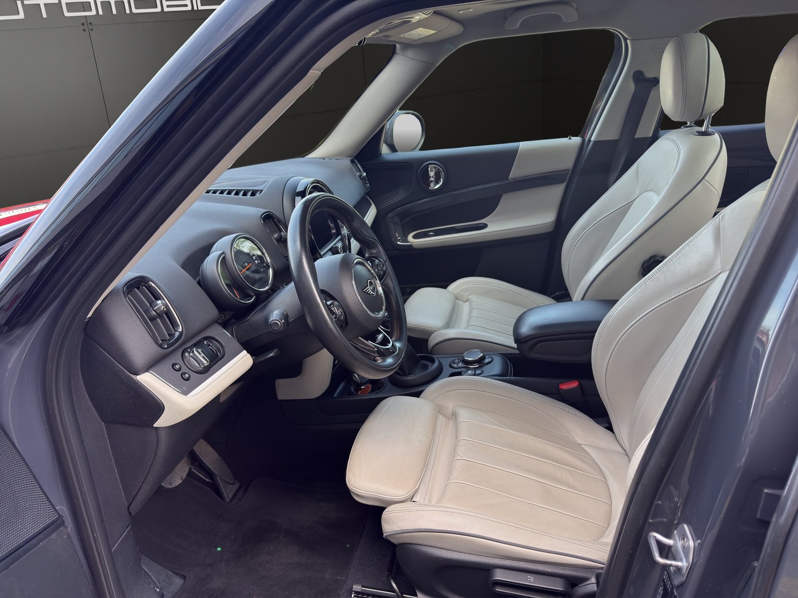 MINI Countryman Cooper S E ALL4 Steptronic, Plug-in-Hybrid Benzin/Elektro, Occasion / Gebraucht, Automatik - 7