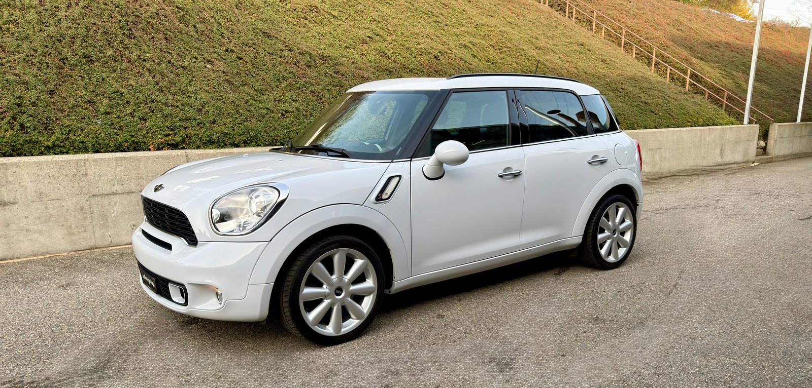 MINI Countryman Cooper S ALL4, Benzin, Occasion / Gebraucht, Handschaltung - 2