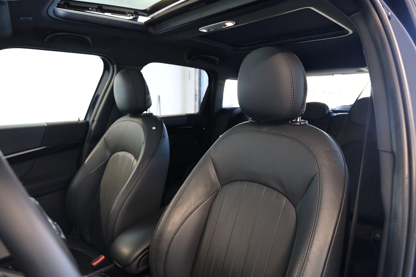 MINI Countryman John Cooper Works ALL4 Steptronic, Petrol, Second hand / Used, Automatic - 7