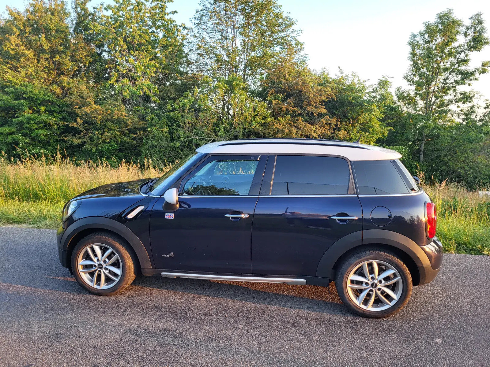 MINI Countryman R60 1.6i Cooper ALL4, Benzin, Occasion / Gebraucht, Handschaltung - 3