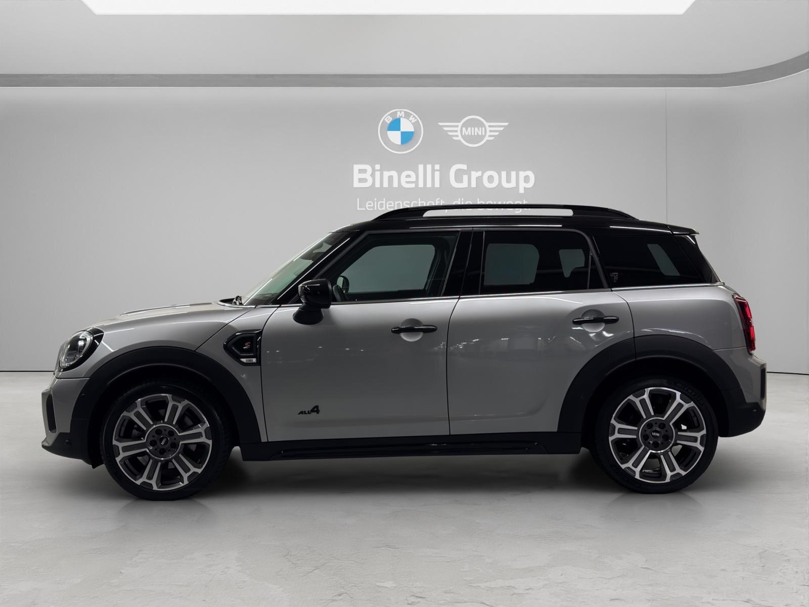 MINI Countryman S ALL4, Petrol, Second hand / Used, Automatic - 2