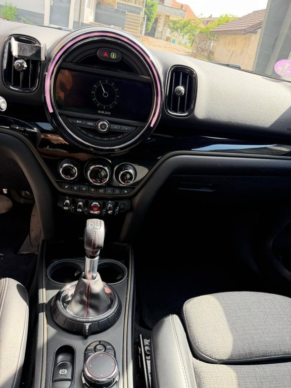 MINI COUNTRYMAN 2.0i Cooper S ALL4, Petrol, Second hand / Used, Automatic - 7