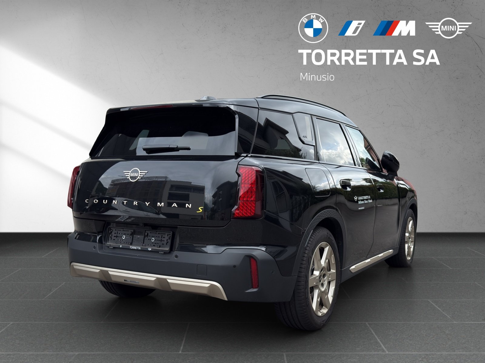 MINI Countryman SE ALL 4, Electric, Ex-demonstrator, Automatic - 5