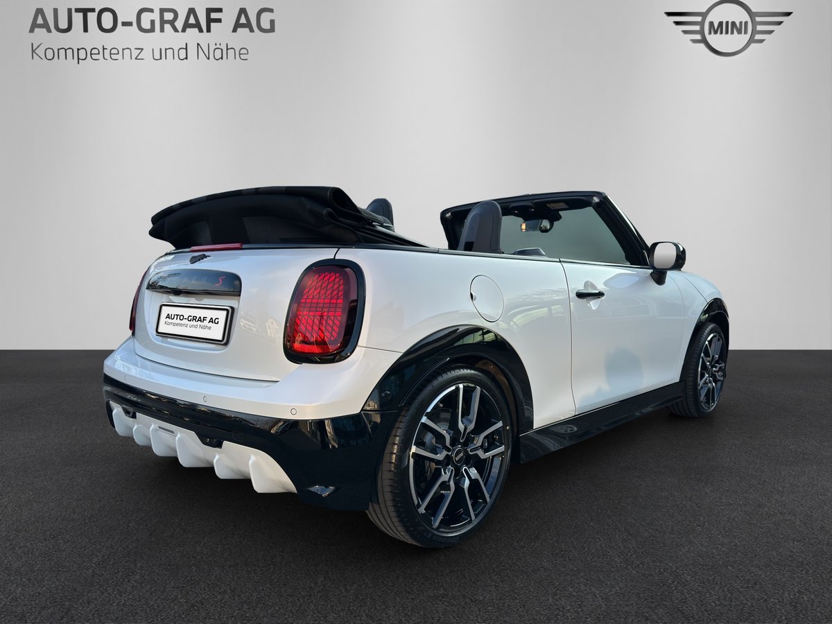 MINI Cooper S Cabriolet "JCW TRIM", Petrol, New car, Automatic - 5