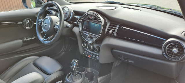 MINI Cooper S Cabriolet, Essence, Occasion / Utilisé, Automatique - 7