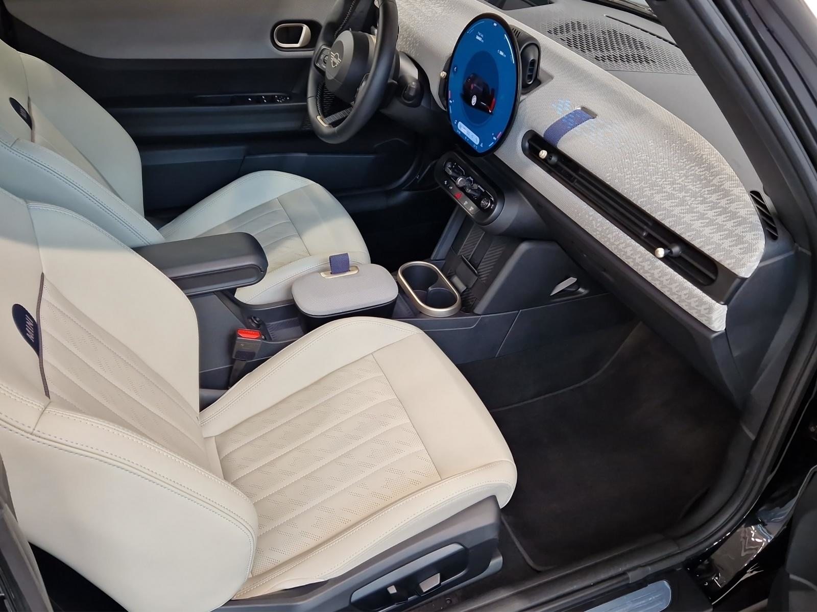 MINI Cabrio Cooper S F67 Favoured Trim, Petrol, Second hand / Used, Automatic - 5