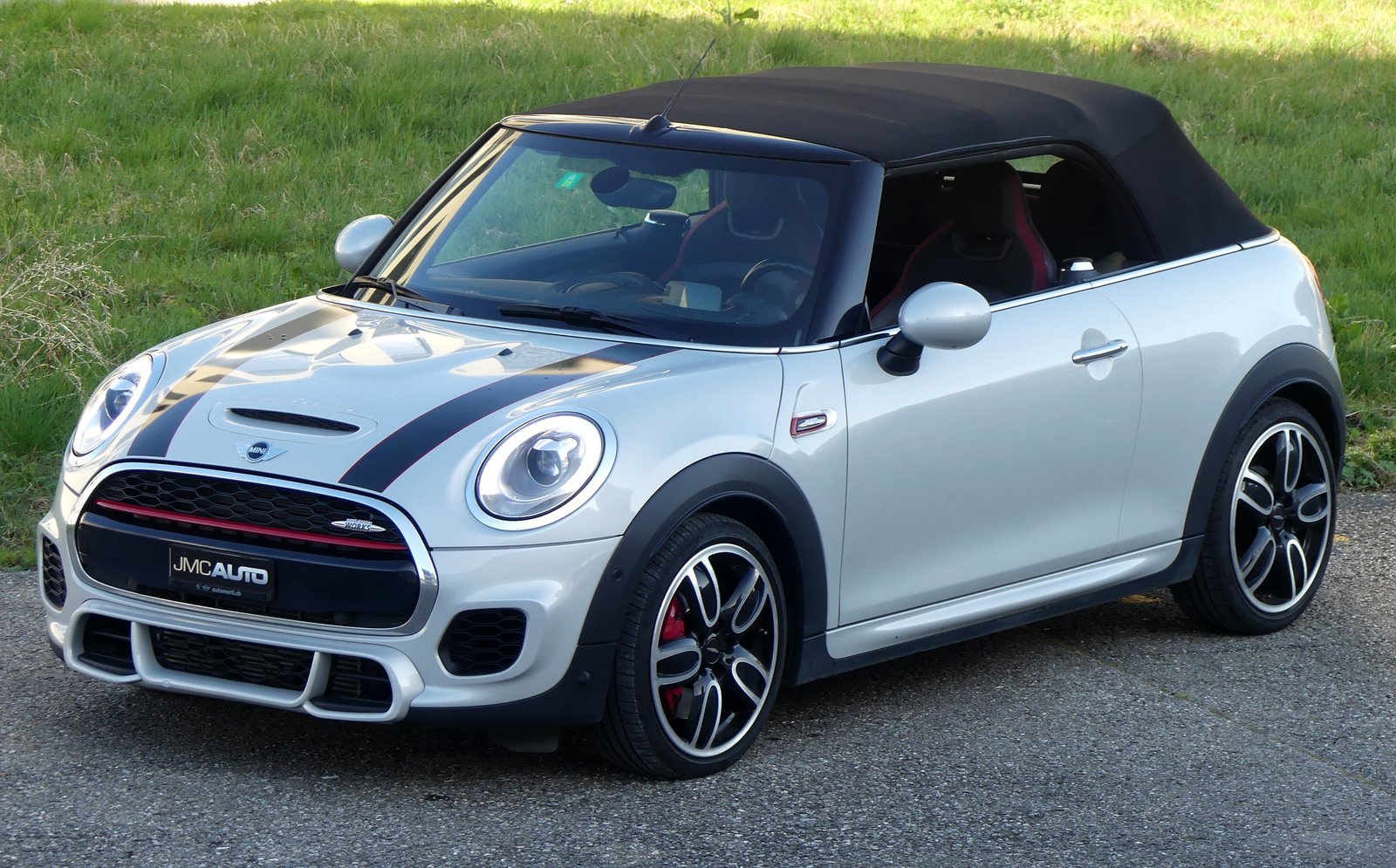 MINI Cooper JCW Cabriolet