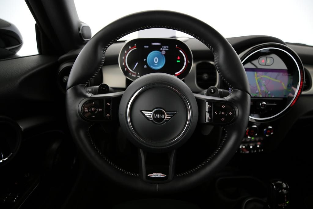 MINI Cabrio F57 2.0i John Cooper Works SAG, Essence, Occasion / Utilisé, Automatique - 6
