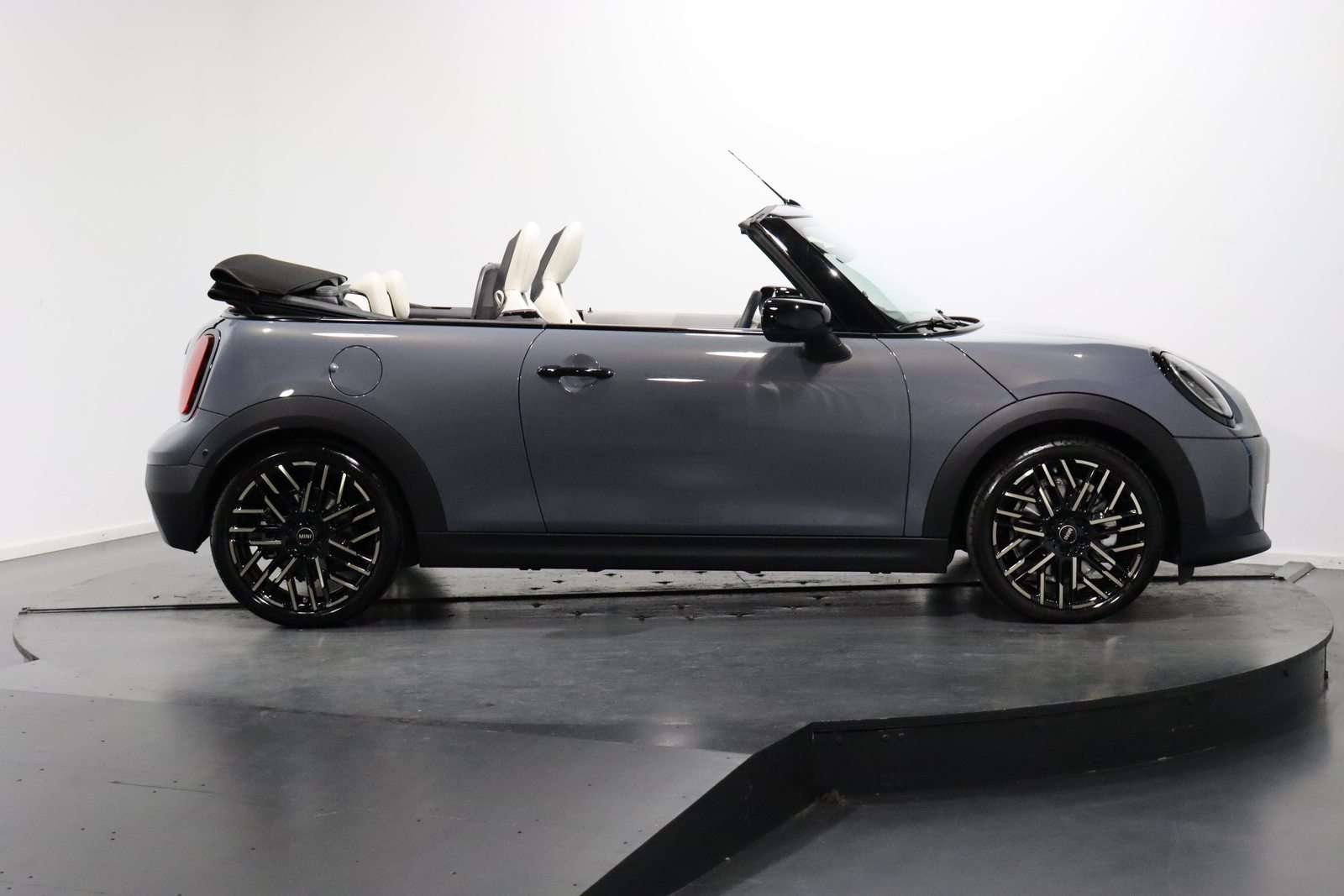 MINI Cabrio F67 2.0i Cooper S, Essence, Occasion / Utilisé, Automatique - 5