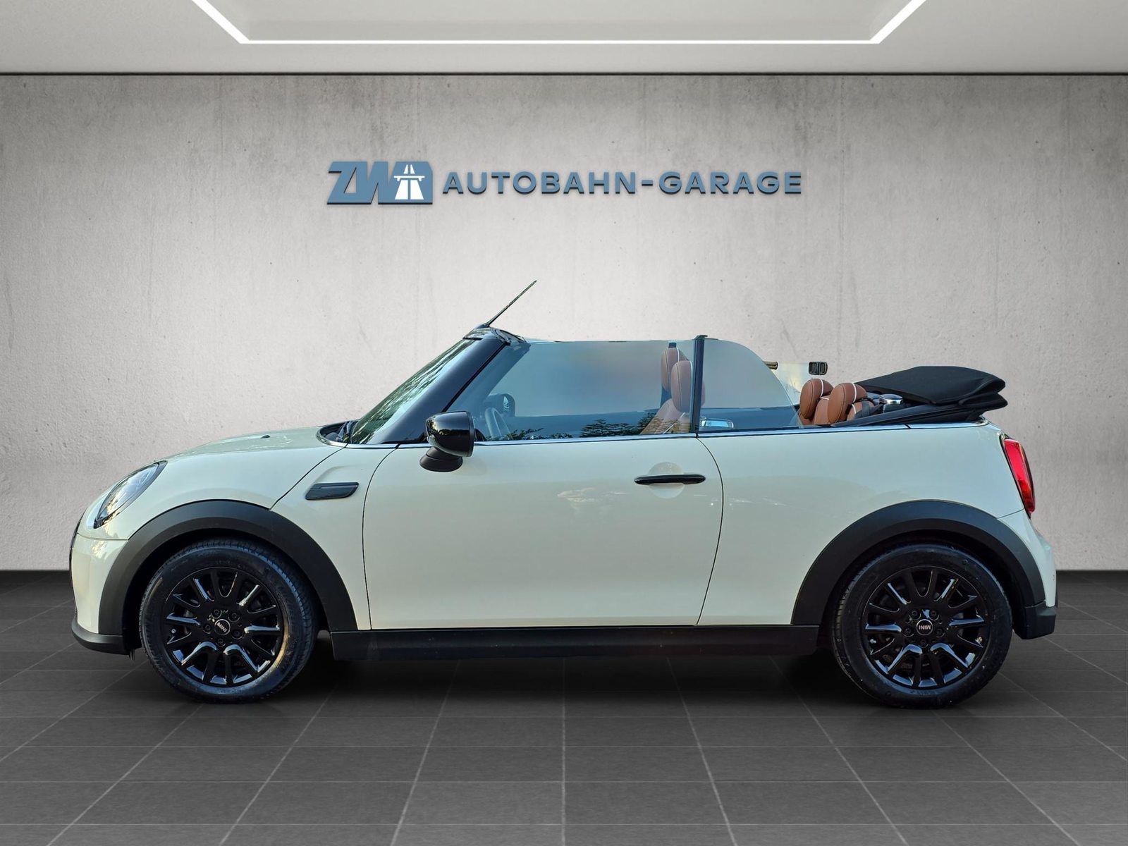 MINI Cabrio F57 1.5i Cooper, Essence, Occasion / Utilisé, Automatique - 2