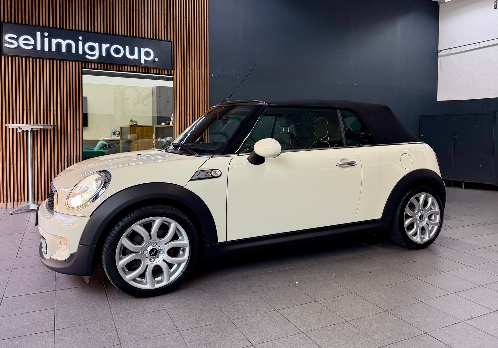 MINI Cooper S Cabriolet