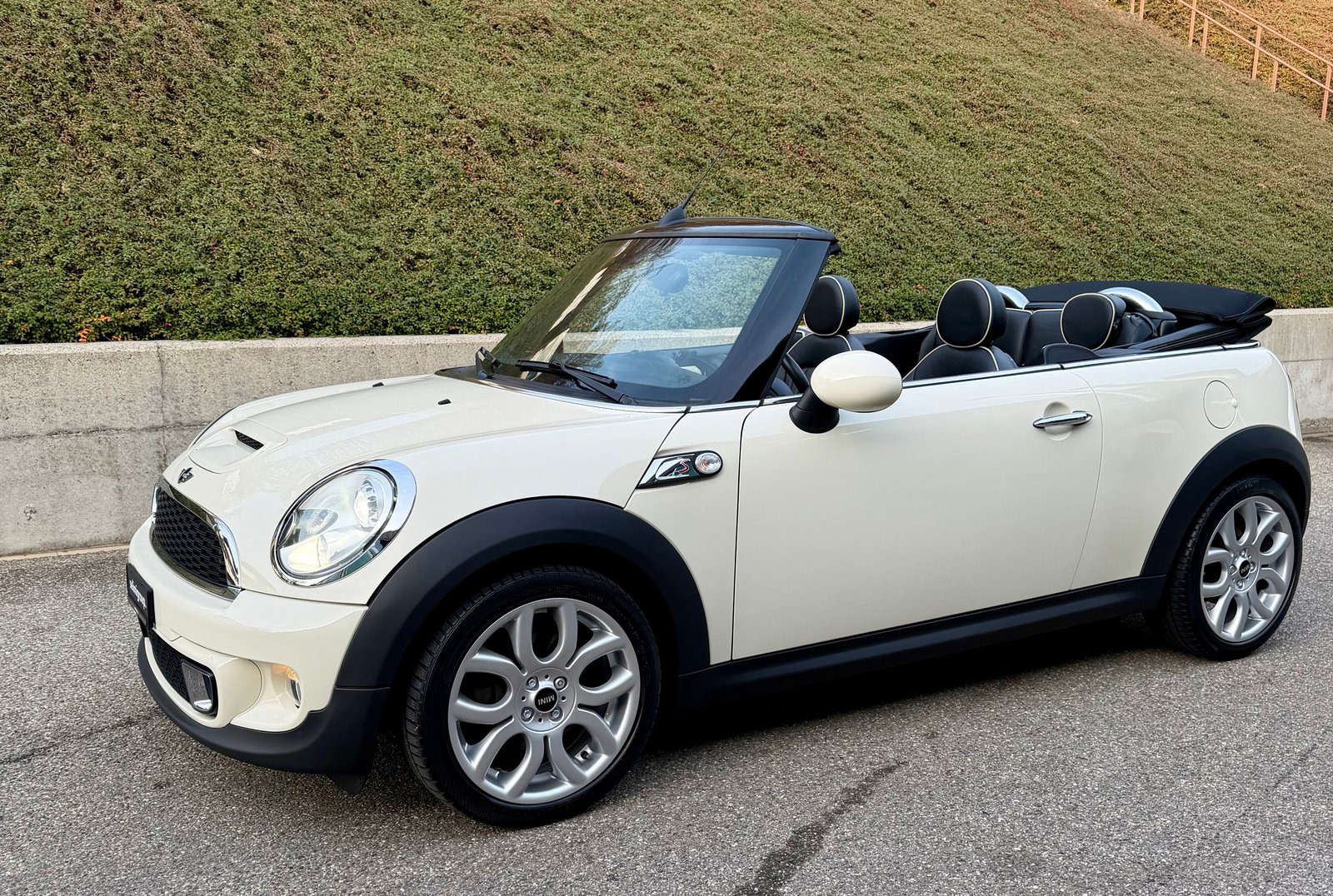 MINI Cooper S Cabriolet, Benzin, Occasion / Gebraucht, Handschaltung - 2