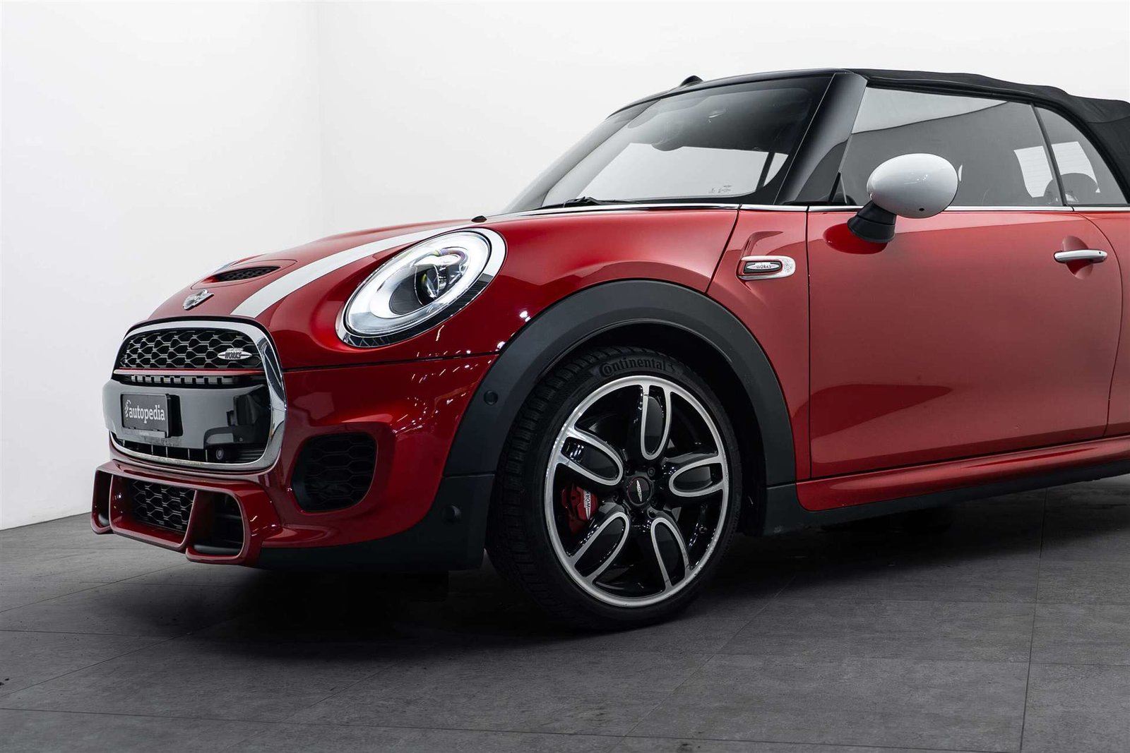 MINI Cooper John Cooper Works Cabriolet Steptronic, Petrol, Second hand / Used, Automatic - 4