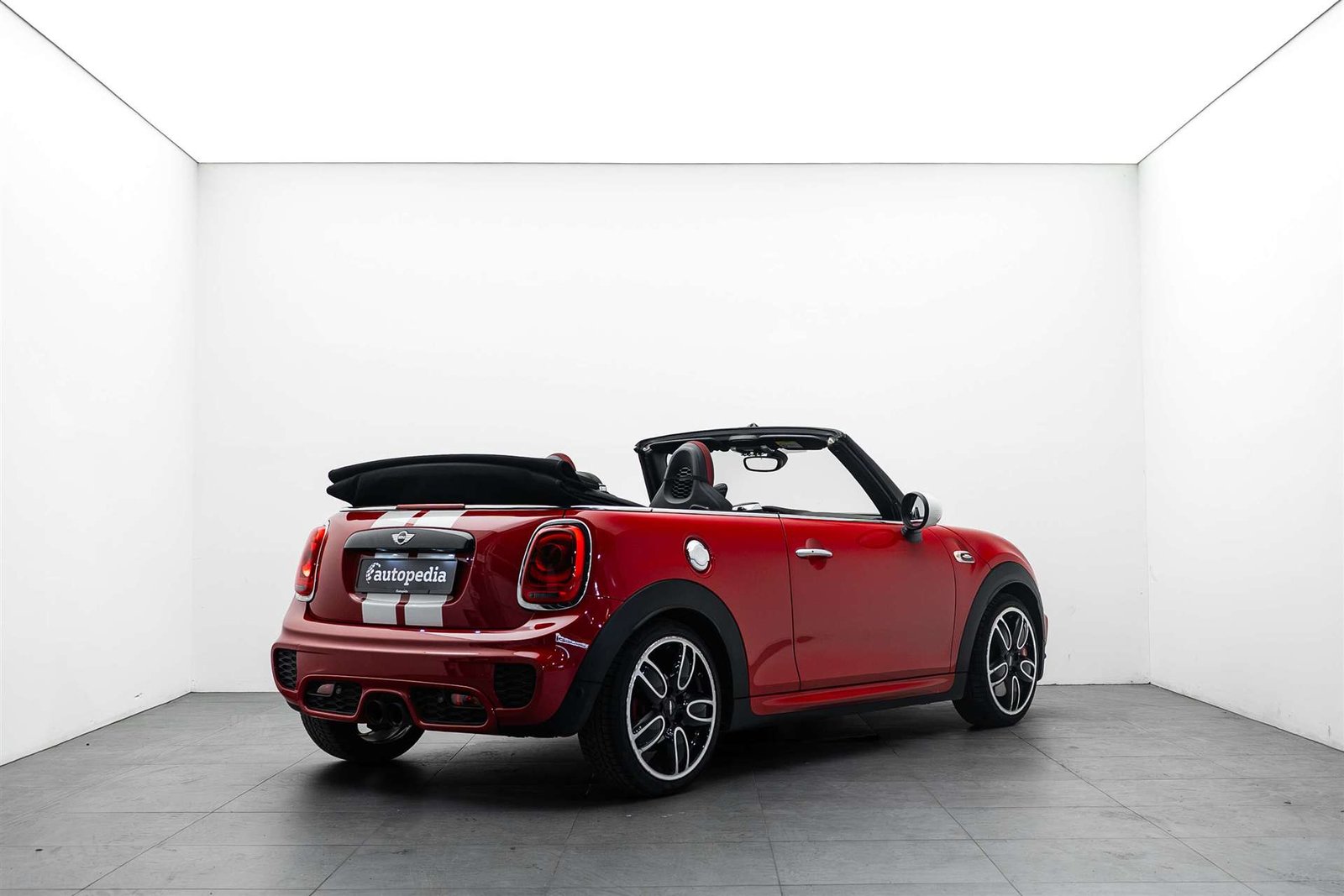 MINI Cooper John Cooper Works Cabriolet Steptronic, Petrol, Second hand / Used, Automatic - 5