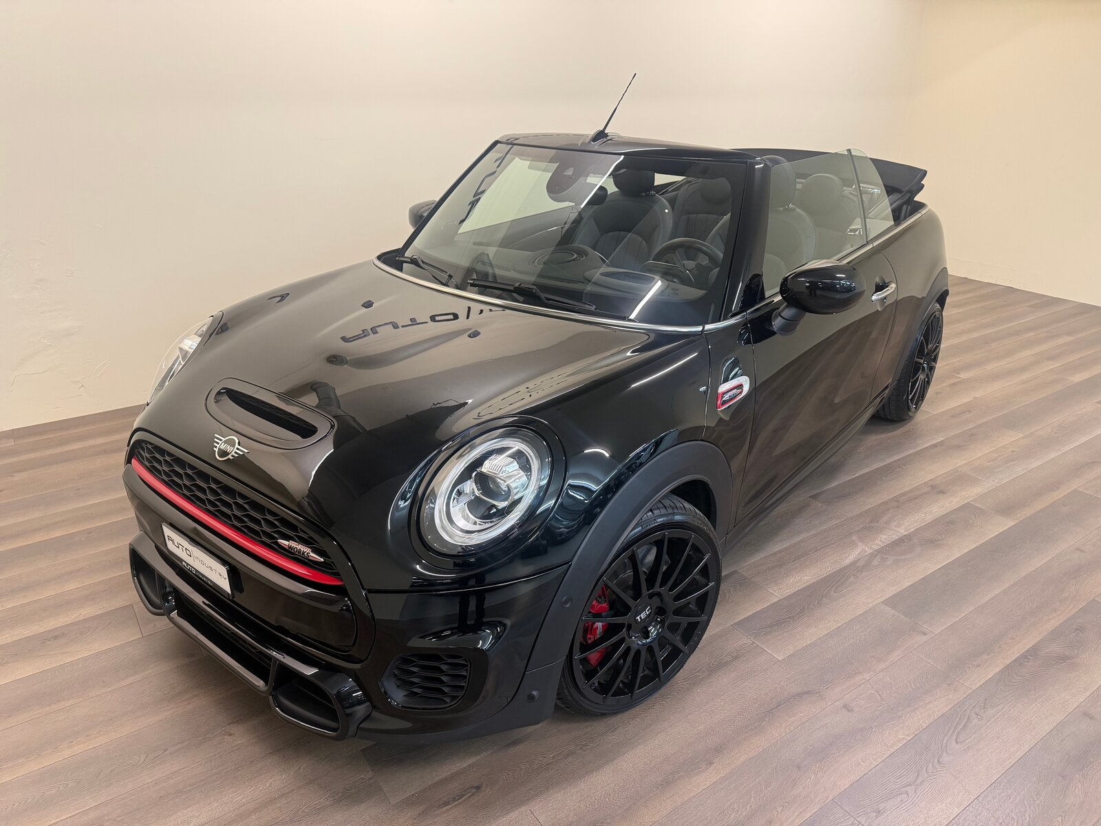 MINI Cooper John Cooper Works Cabriolet Steptronic, Petrol, Second hand / Used, Automatic - 2