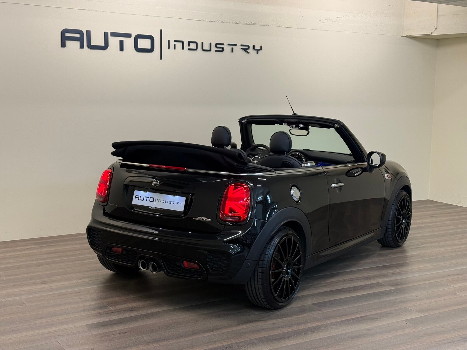 MINI Cooper John Cooper Works Cabriolet Steptronic, Petrol, Second hand / Used, Automatic - 7