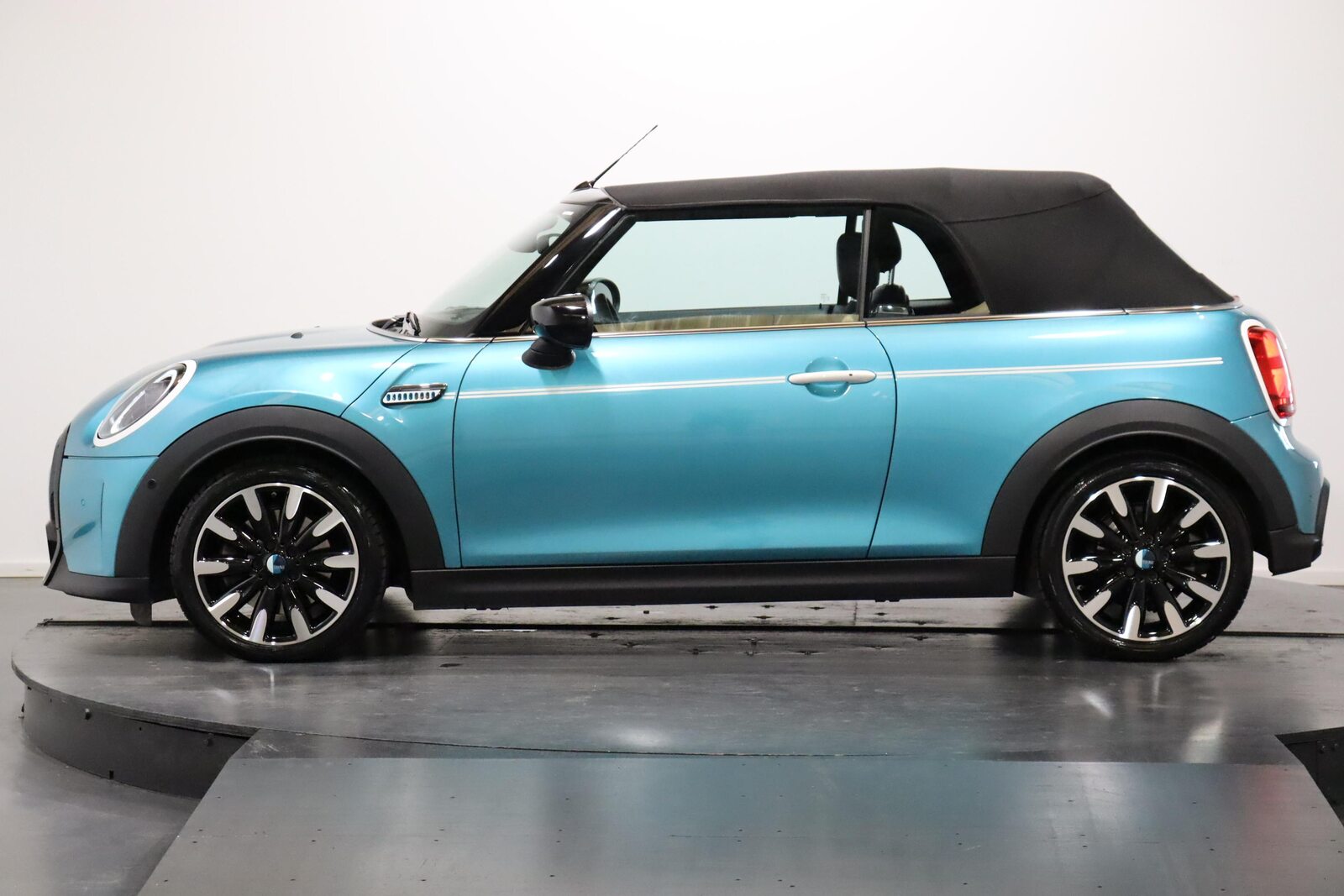 MINI Cabrio F57 2.0i Cooper S SDKG, Essence, Occasion / Utilisé, Automatique - 3