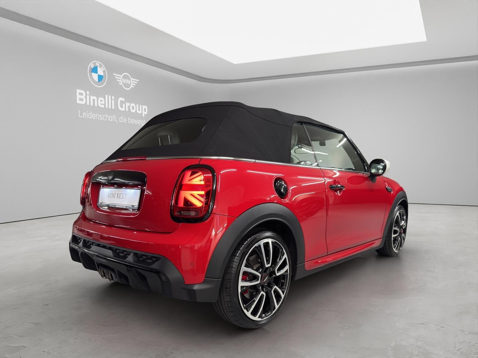 MINI Cabrio F57 2.0i John Cooper Works SAG, Petrol, Second hand / Used, Automatic - 5