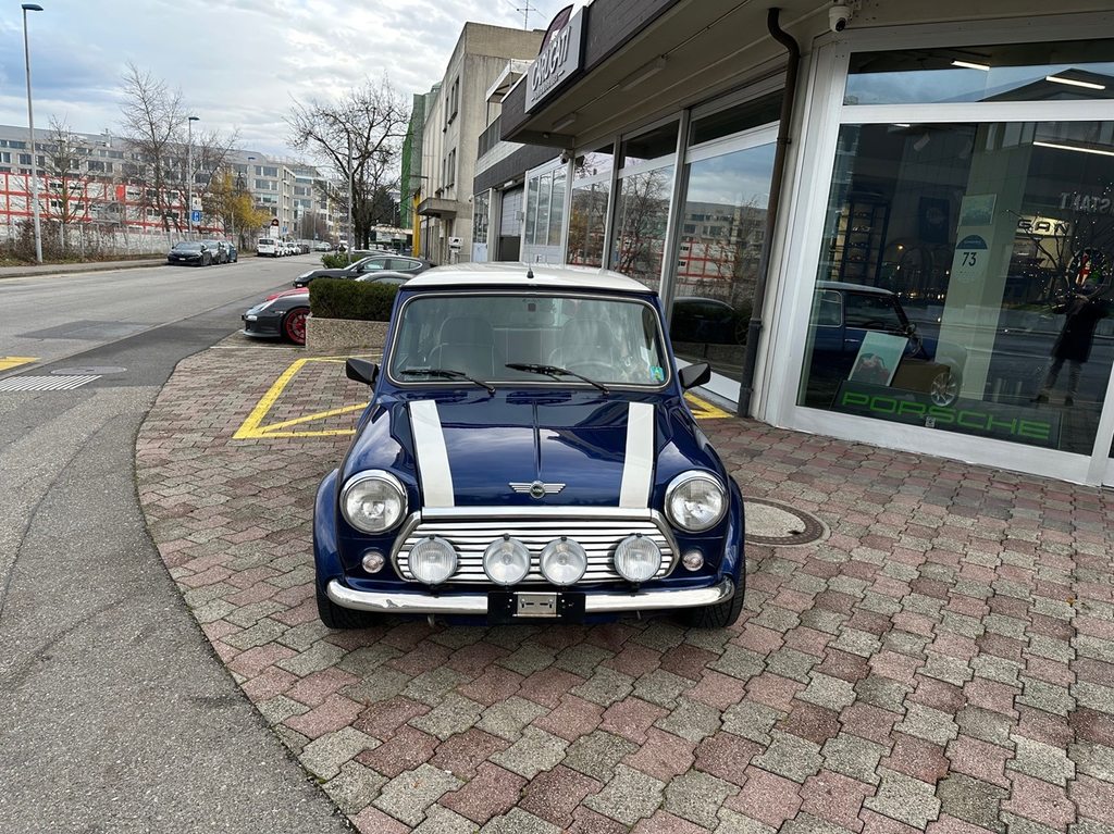 MINI Cooper 1.3i, Petrol, Second hand / Used, Manual - 3