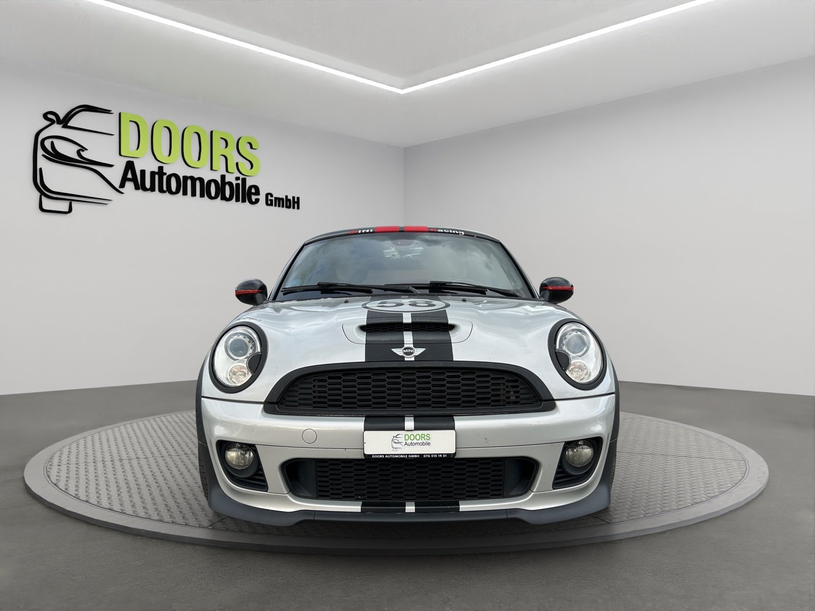 MINI Cooper S John Works Steptronic, Petrol, Second hand / Used, Automatic - 2