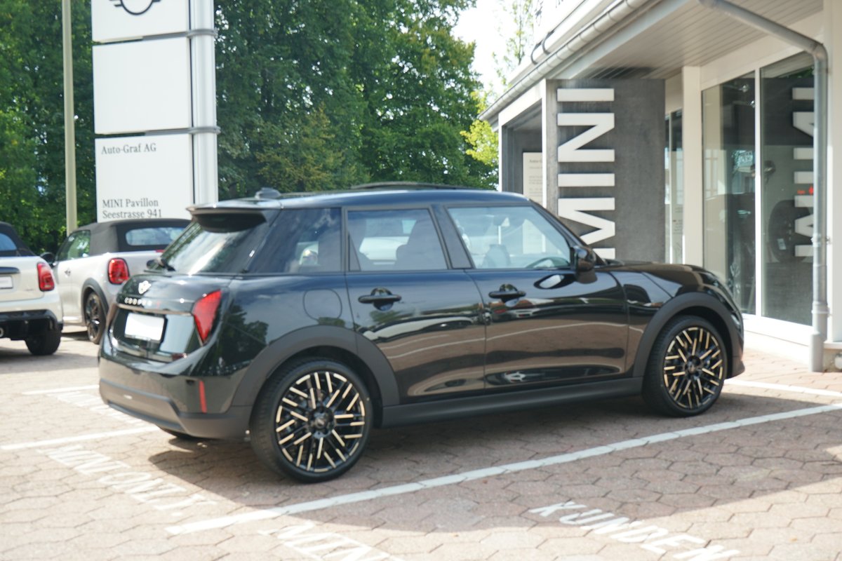 MINI Cooper S DKG, Petrol, New car, Automatic - 2