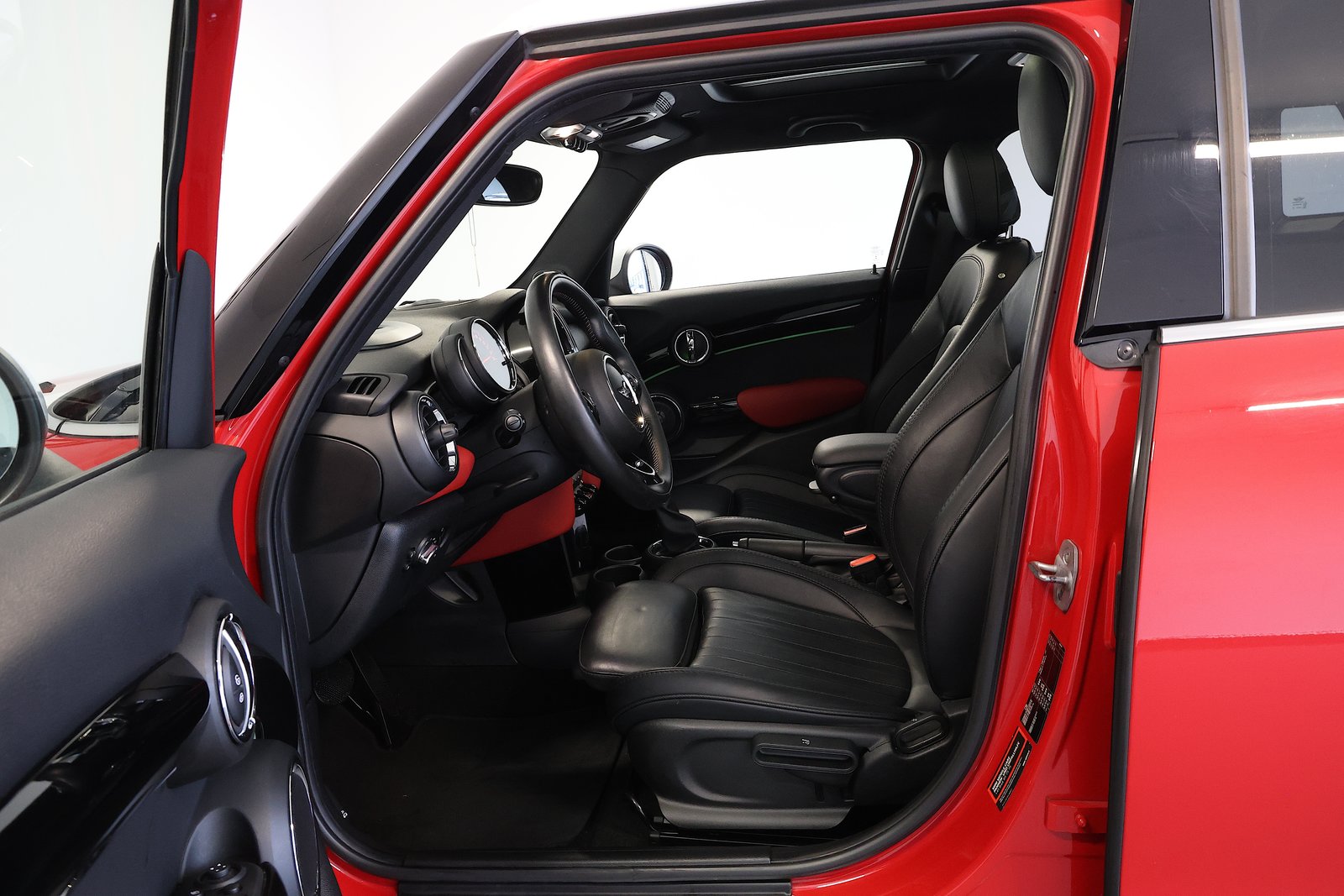 MINI Cooper S Steptronic, Essence, Occasion / Utilisé, Automatique - 6