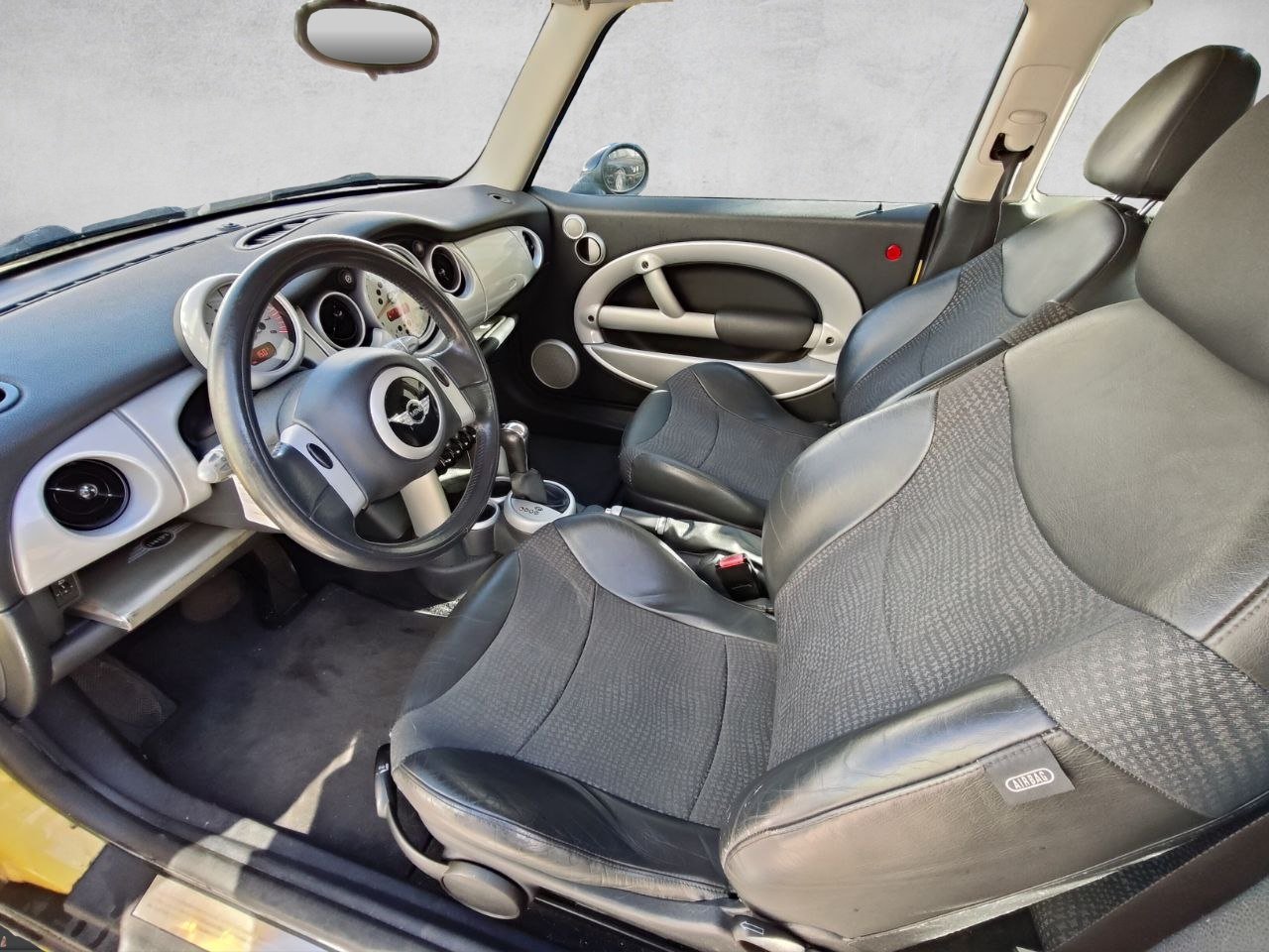 MINI Cooper, Petrol, Second hand / Used, Automatic - 5