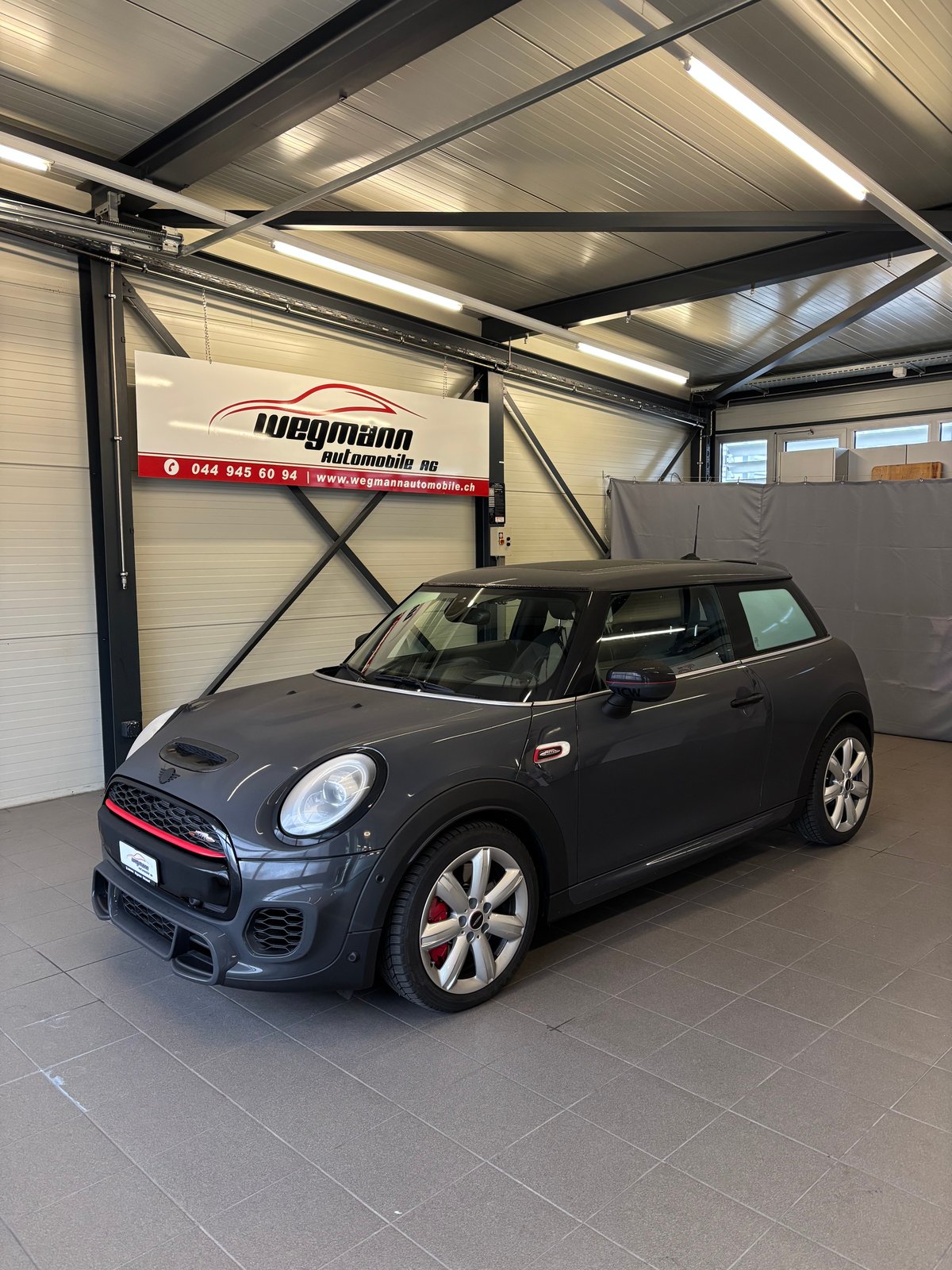 MINI Cooper John Cooper Works Steptronic