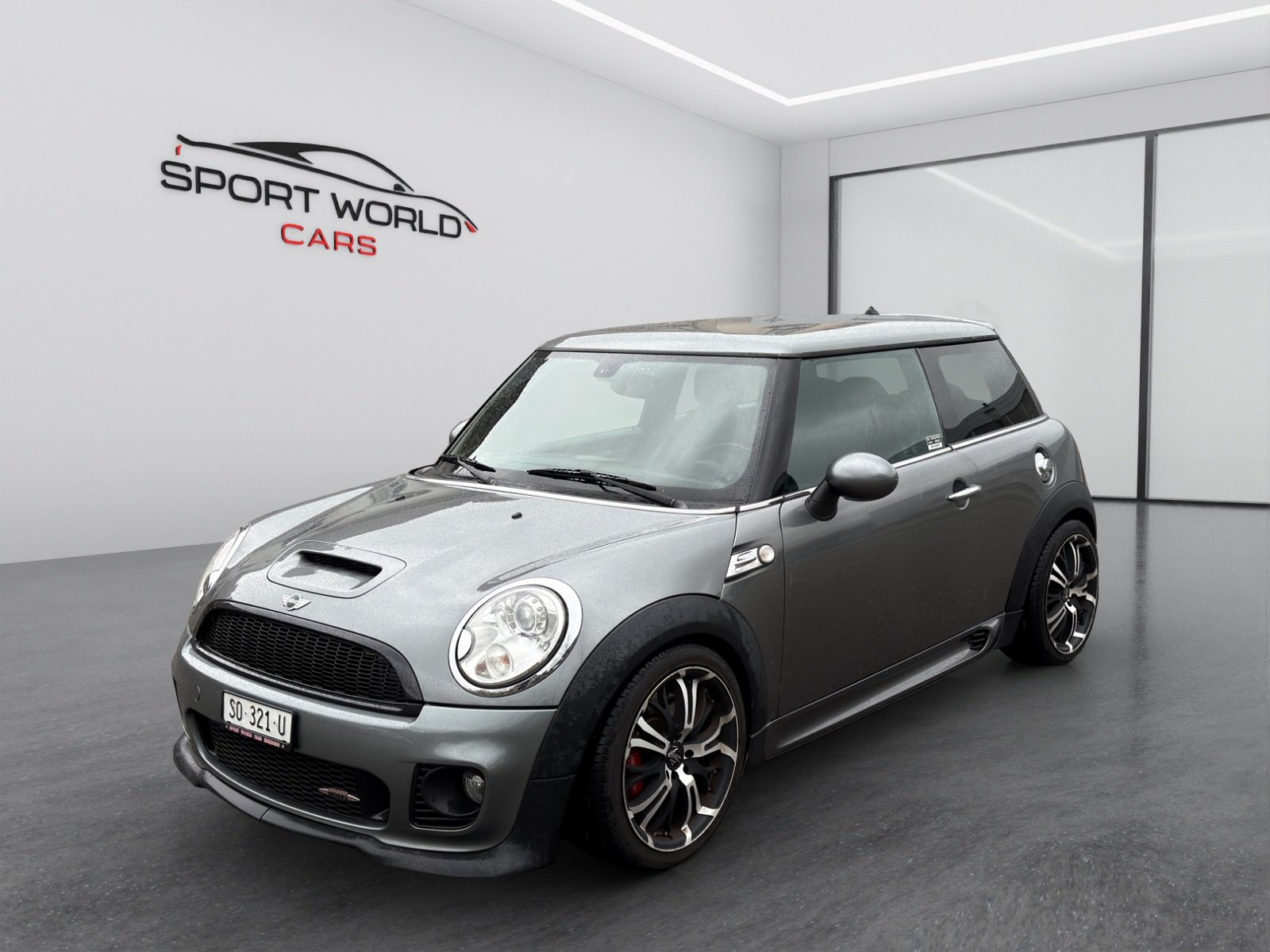 MINI Cooper John Cooper Works