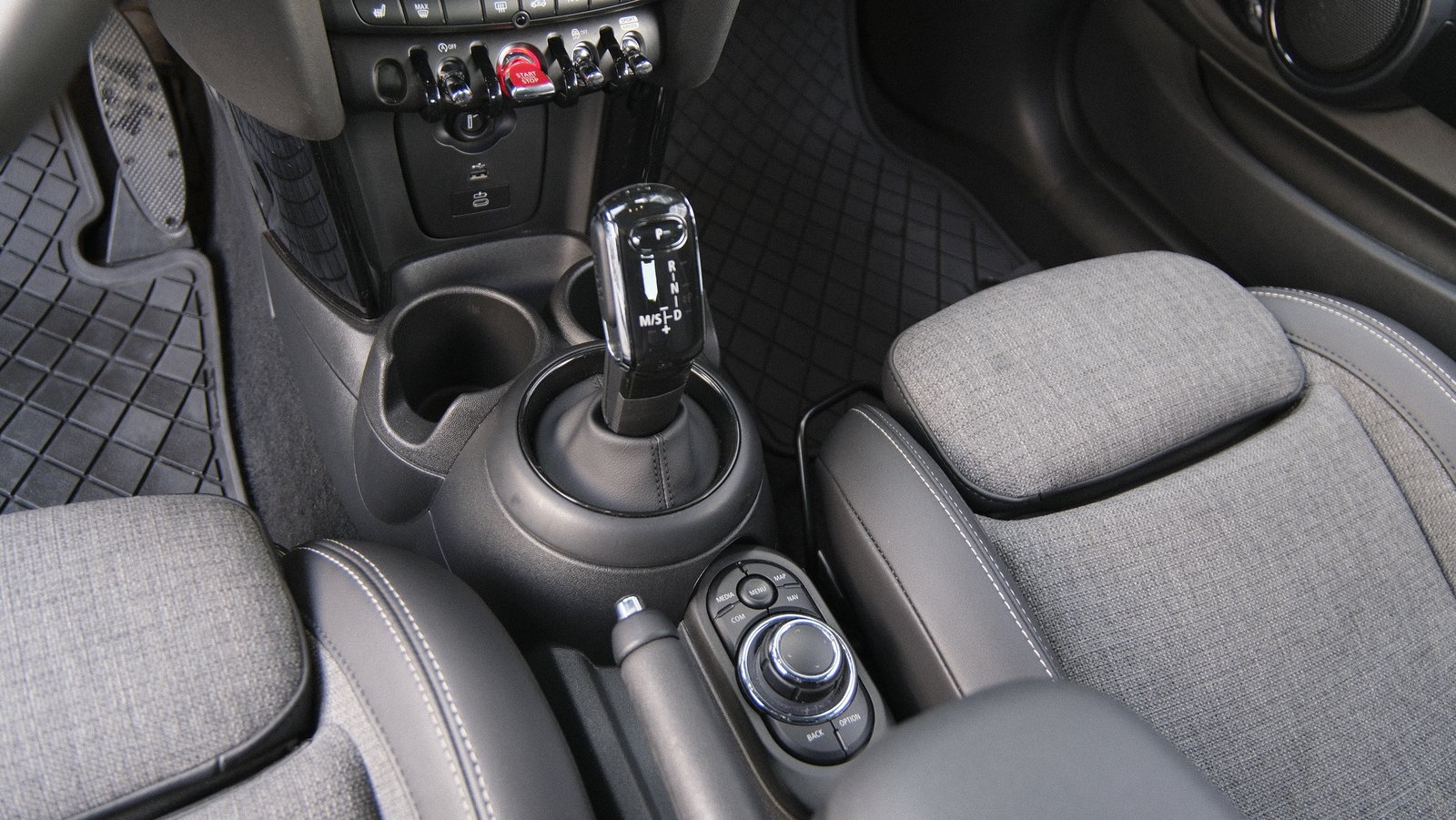 MINI Cooper S Multitone Edition Steptronic DKG, Essence, Occasion / Utilisé, Automatique - 7