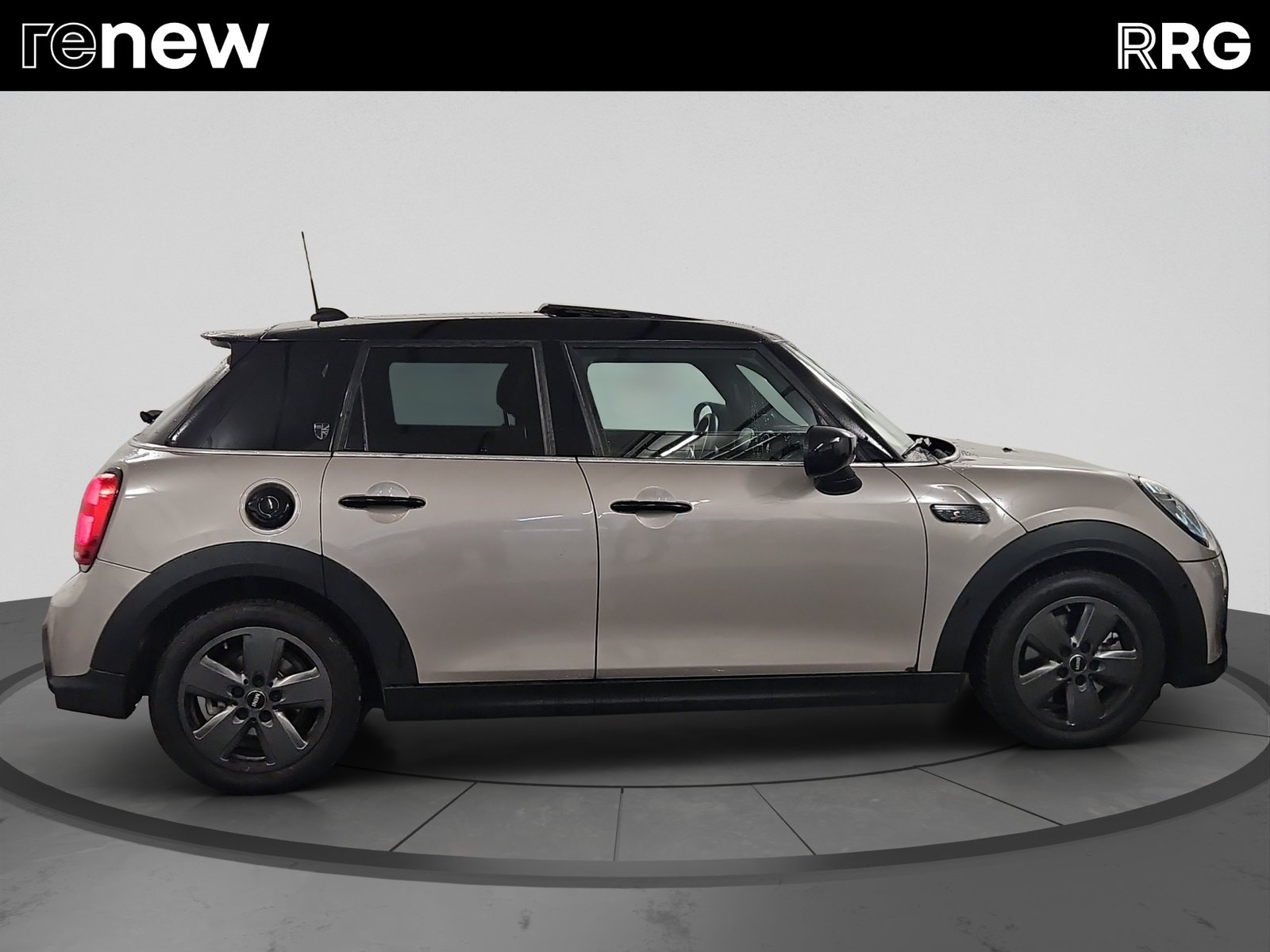 MINI Cooper S Steptronic DKG, Petrol, Second hand / Used, Automatic - 2