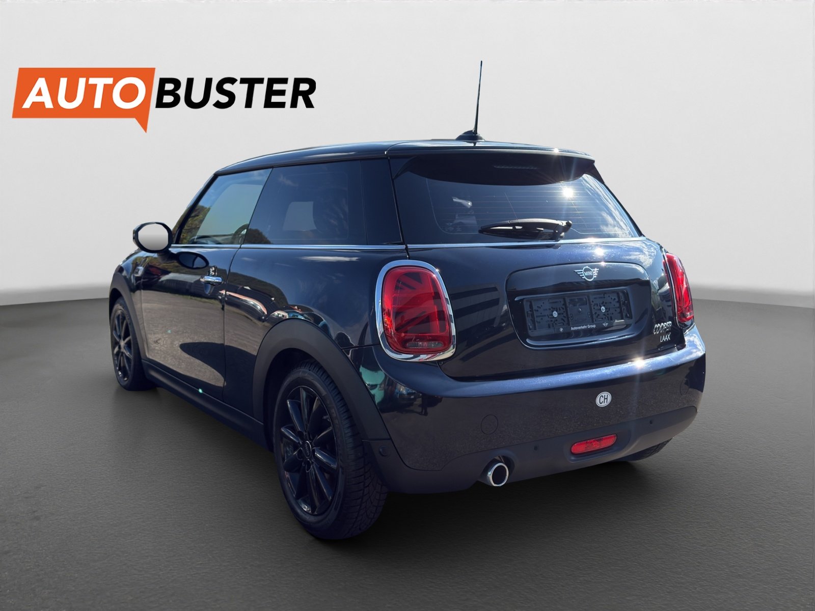 MINI Cooper Steptronic DKG, Petrol, Second hand / Used, Automatic - 3