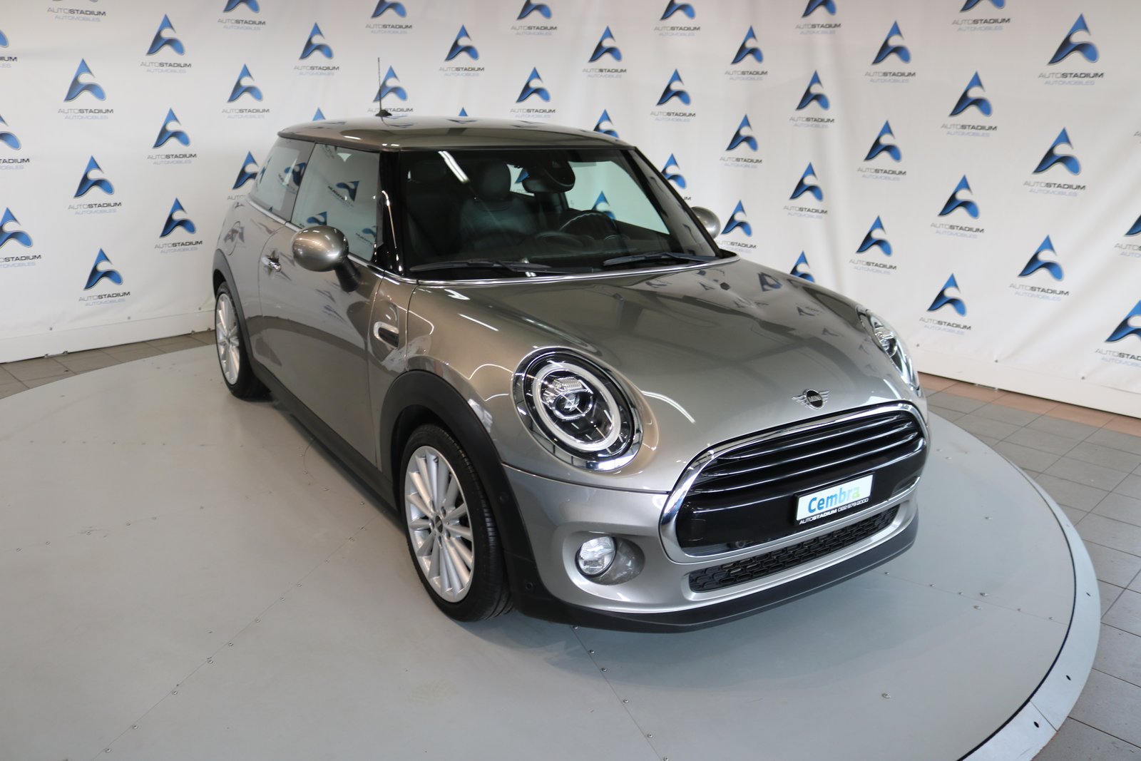 MINI Cooper Steptronic DKG, Benzin, Occasion / Gebraucht, Automatik - 7