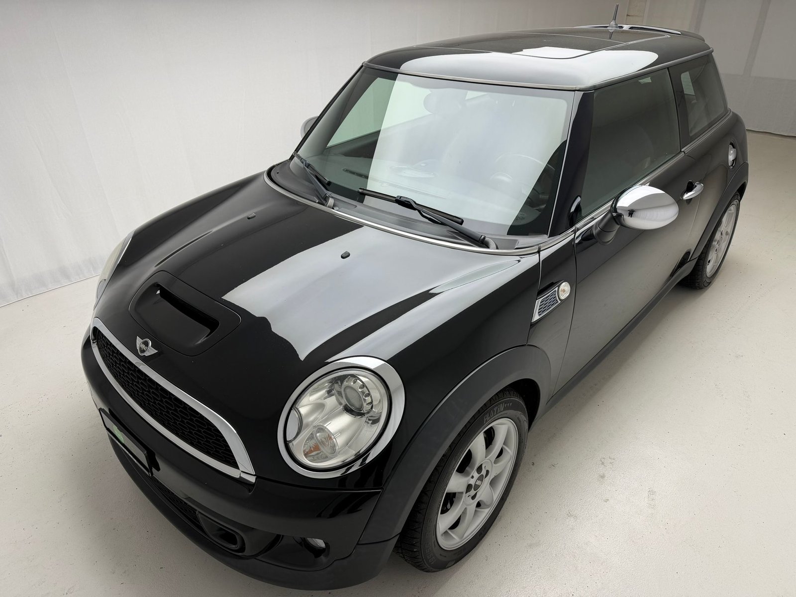MINI Cooper S, Petrol, Second hand / Used, Manual - 5
