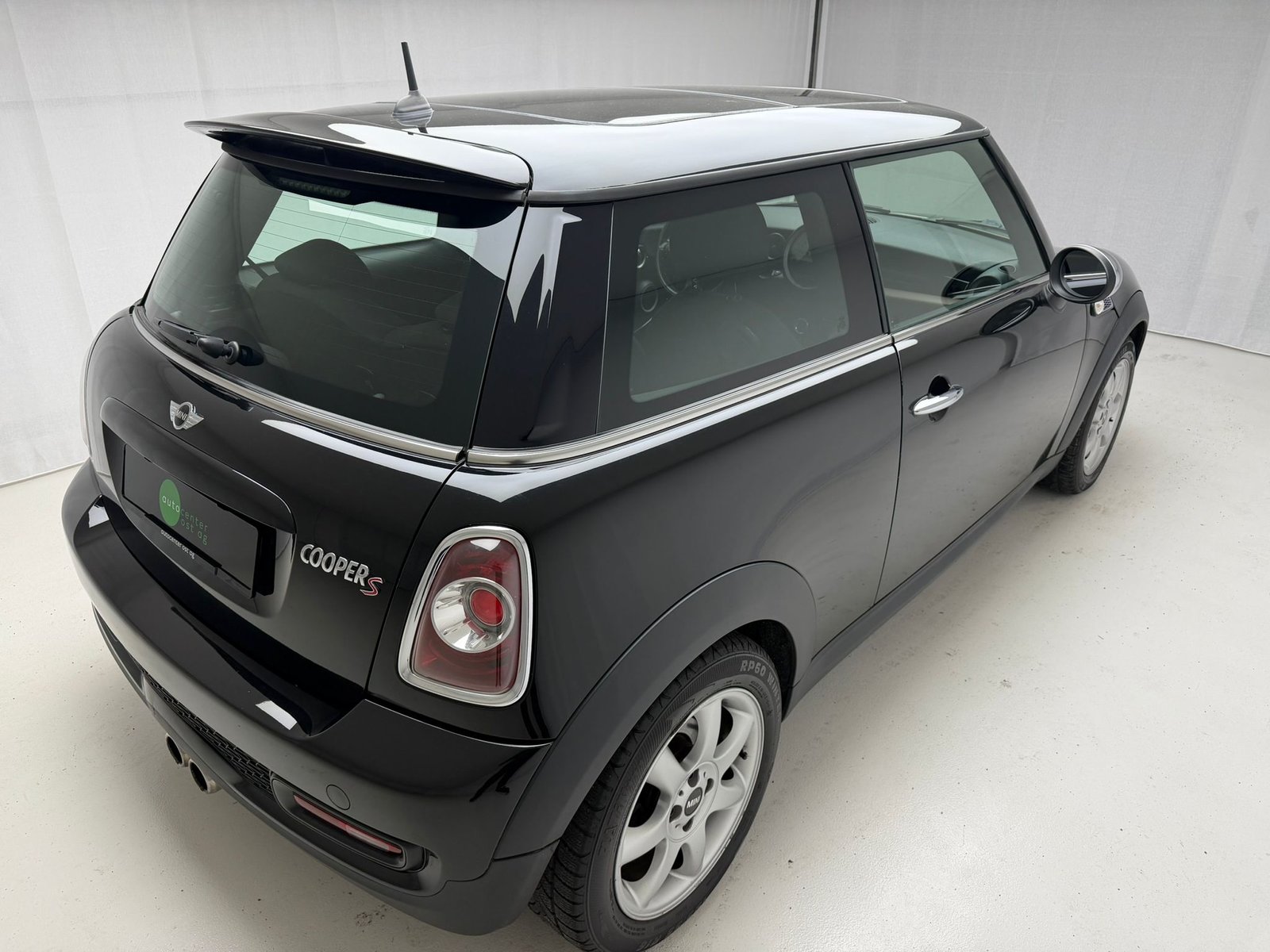 MINI Cooper S, Petrol, Second hand / Used, Manual - 6