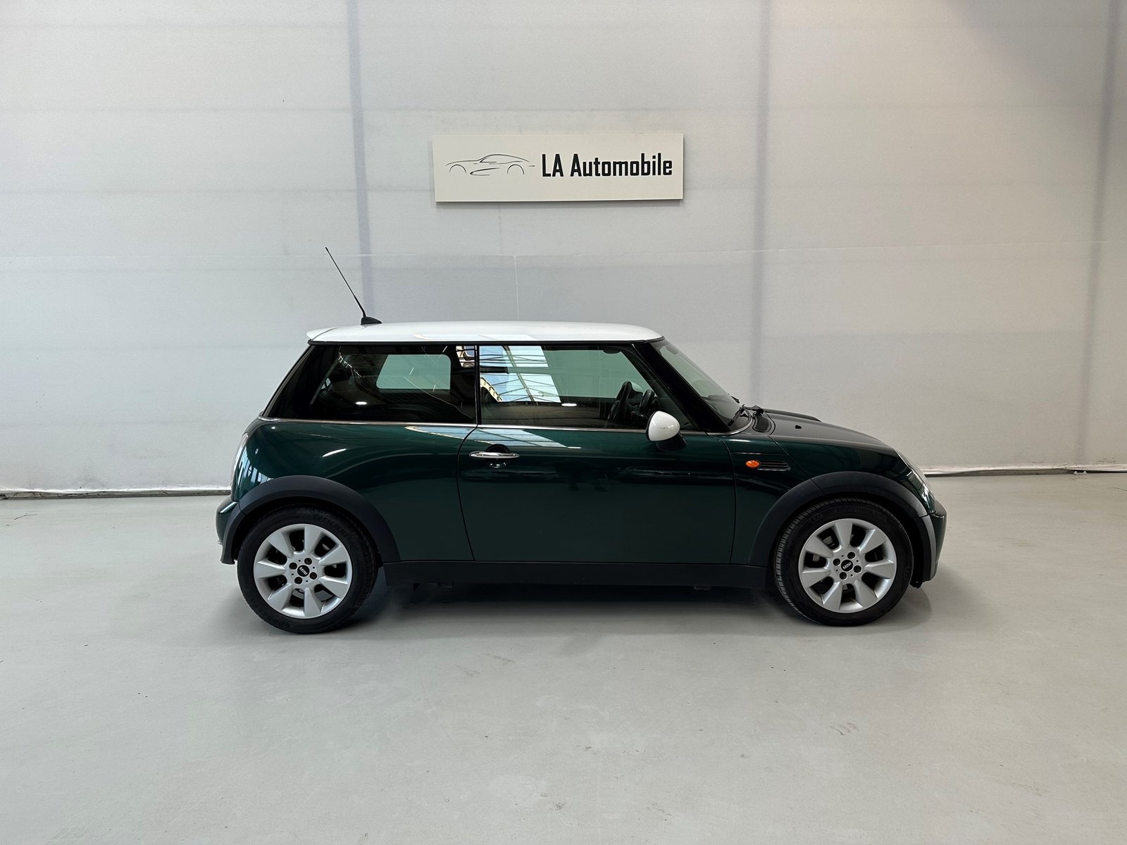 MINI Cooper, Petrol, Second hand / Used, Manual - 7