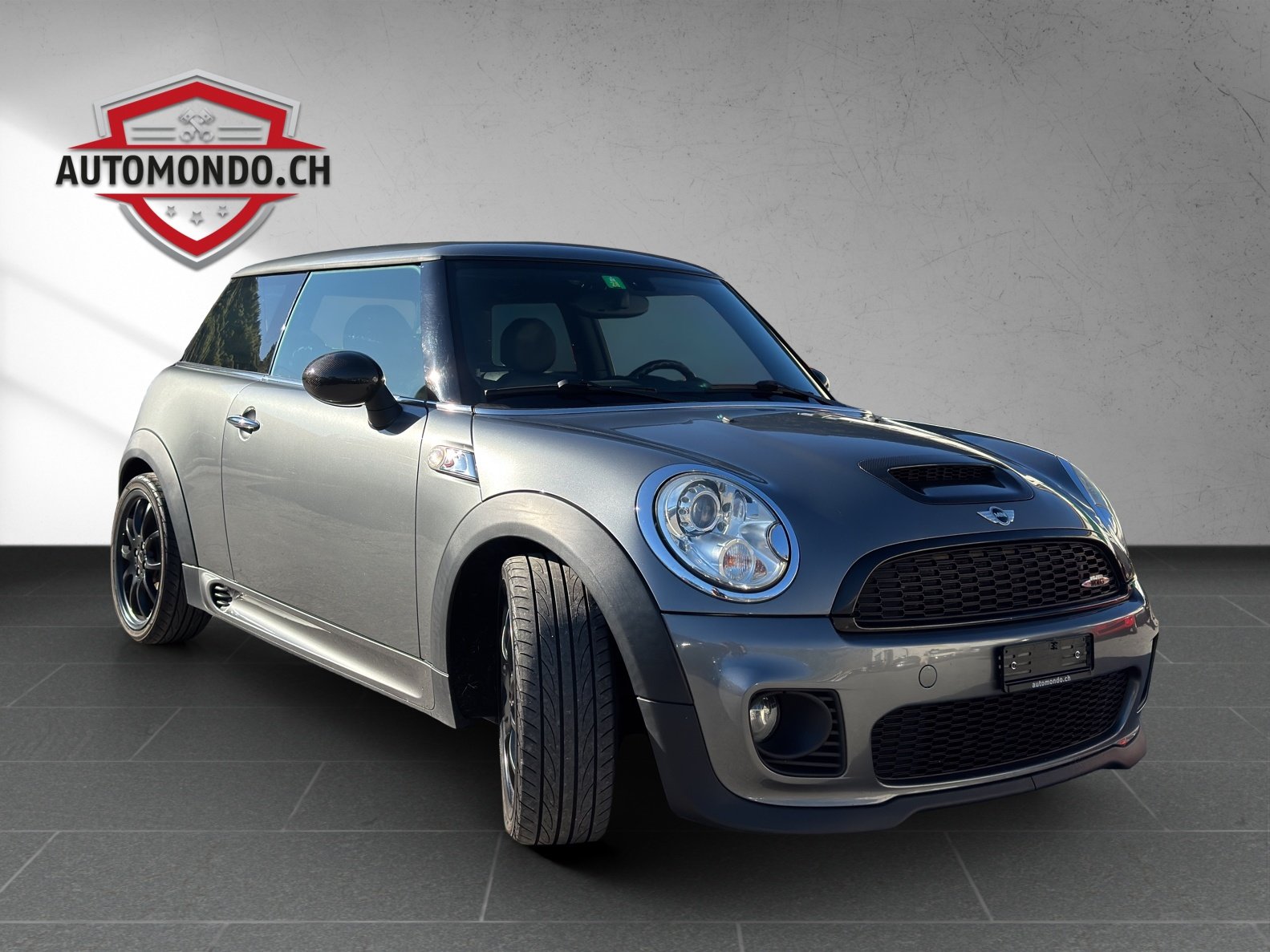 MINI Cooper John Cooper Works
