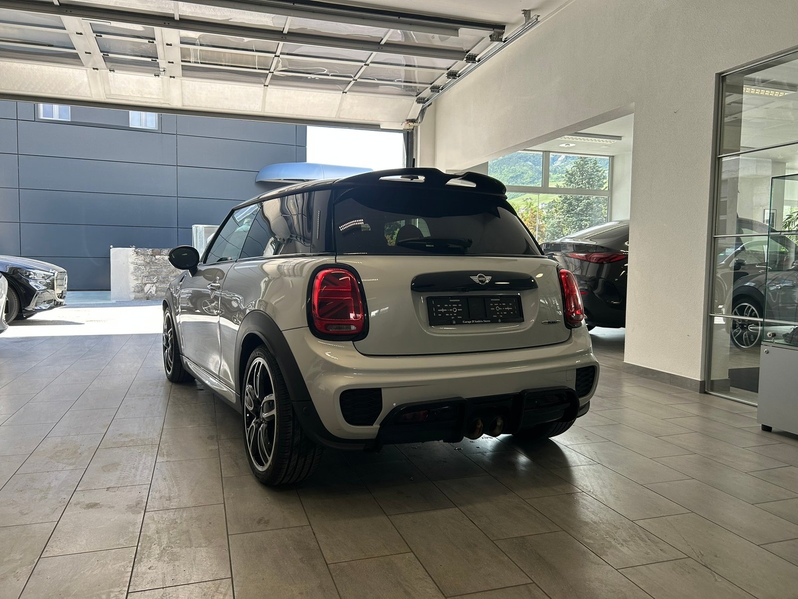 MINI Cooper John Cooper Works Steptronic, Petrol, Second hand / Used, Automatic - 5