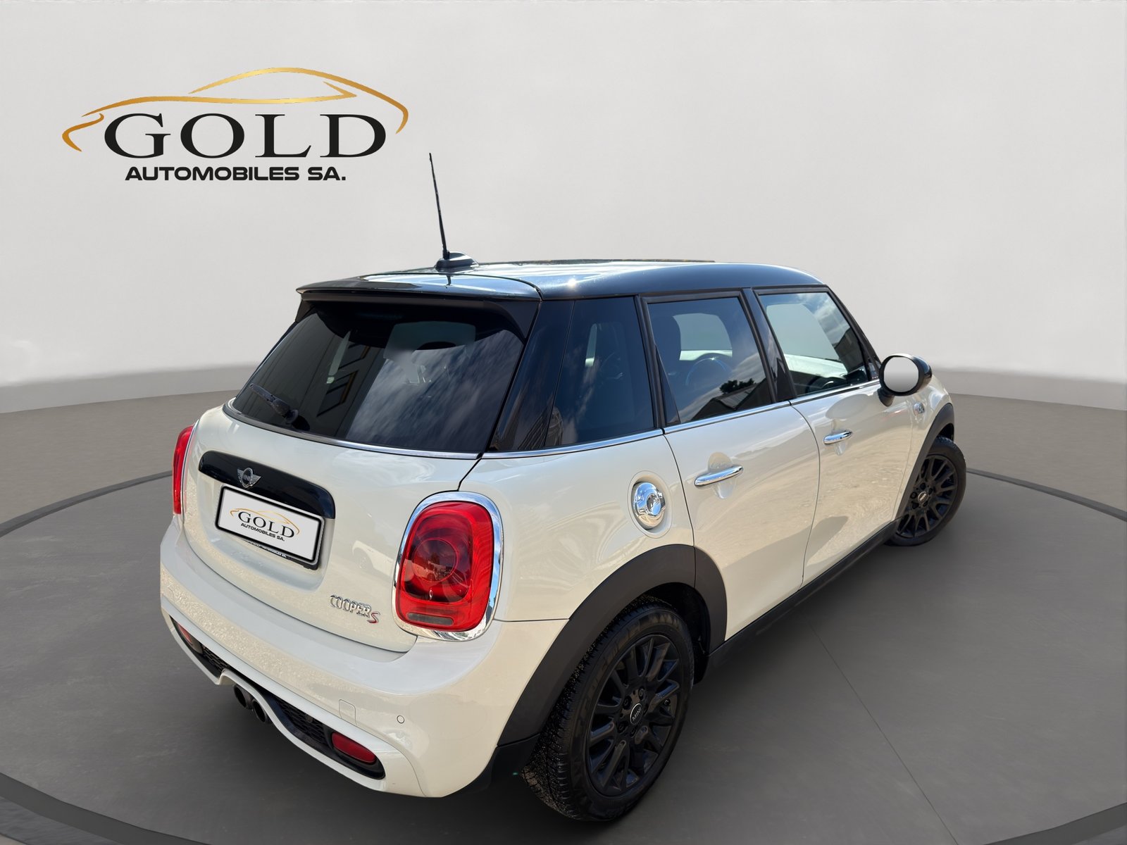 MINI Cooper S, Petrol, Second hand / Used, Manual - 2