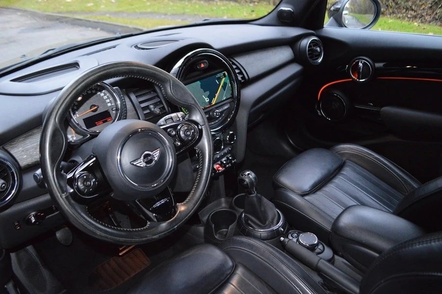 MINI Cooper S I 5 door, Petrol, Second hand / Used, Manual - 7