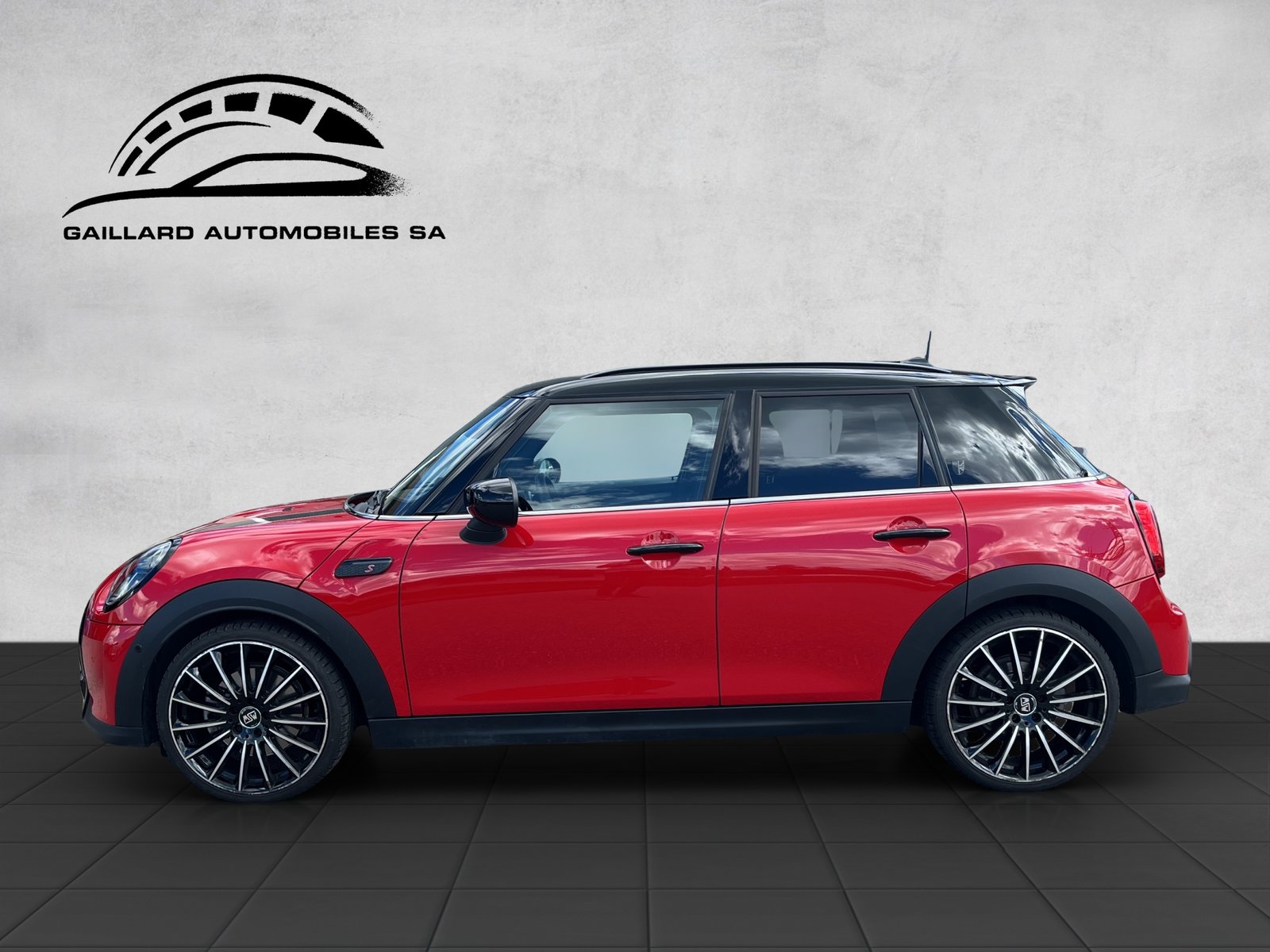 MINI Cooper S Steptronic DKG, Petrol, Second hand / Used, Automatic - 2