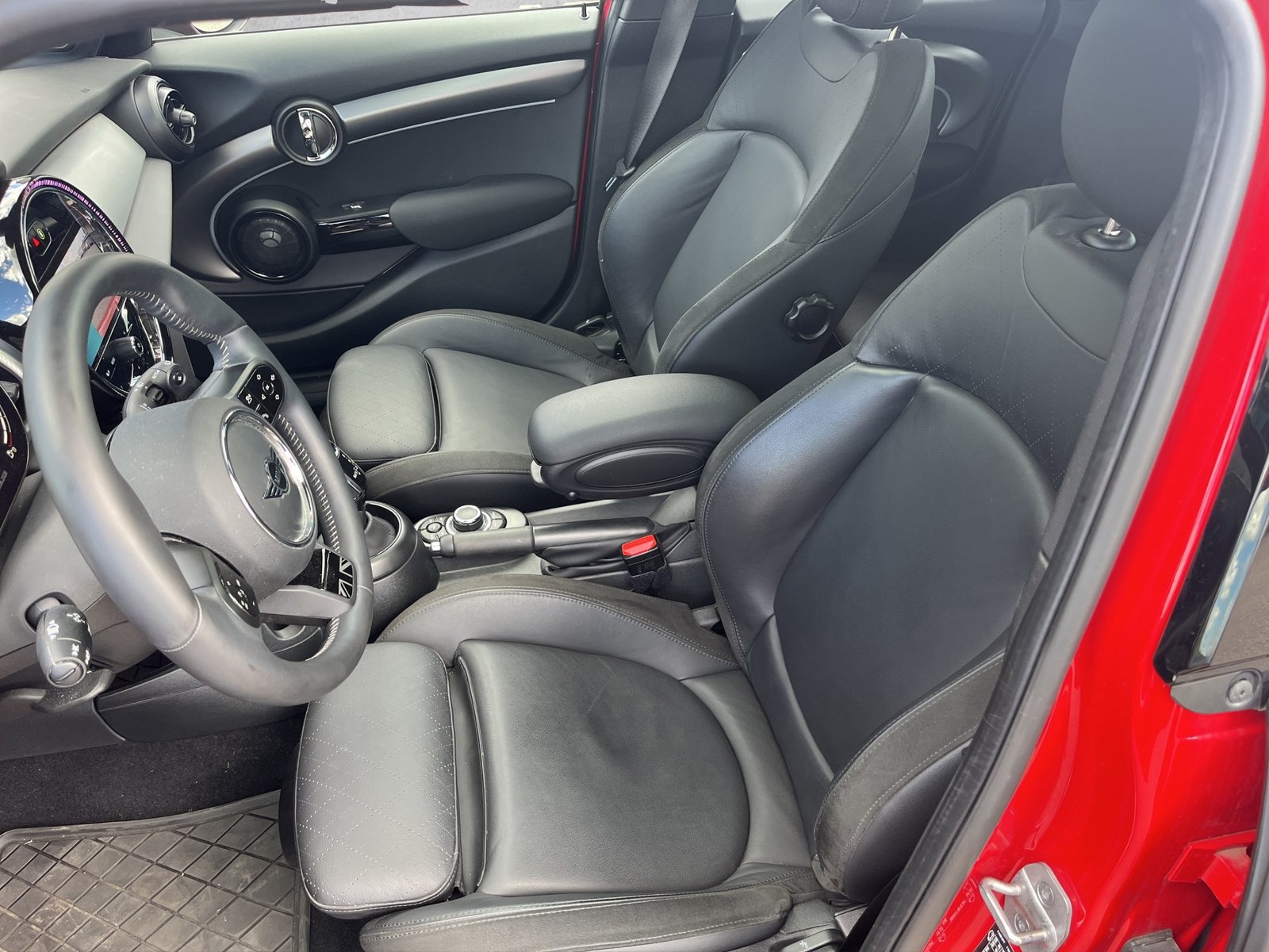 MINI Cooper S Steptronic DKG, Petrol, Second hand / Used, Automatic - 6