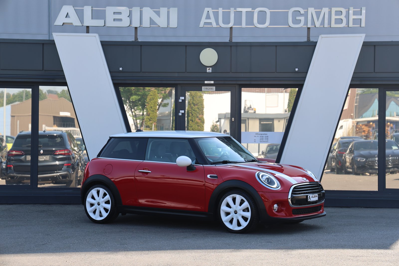 MINI Cooper Steptronic DKG, Petrol, Second hand / Used, Automatic - 2