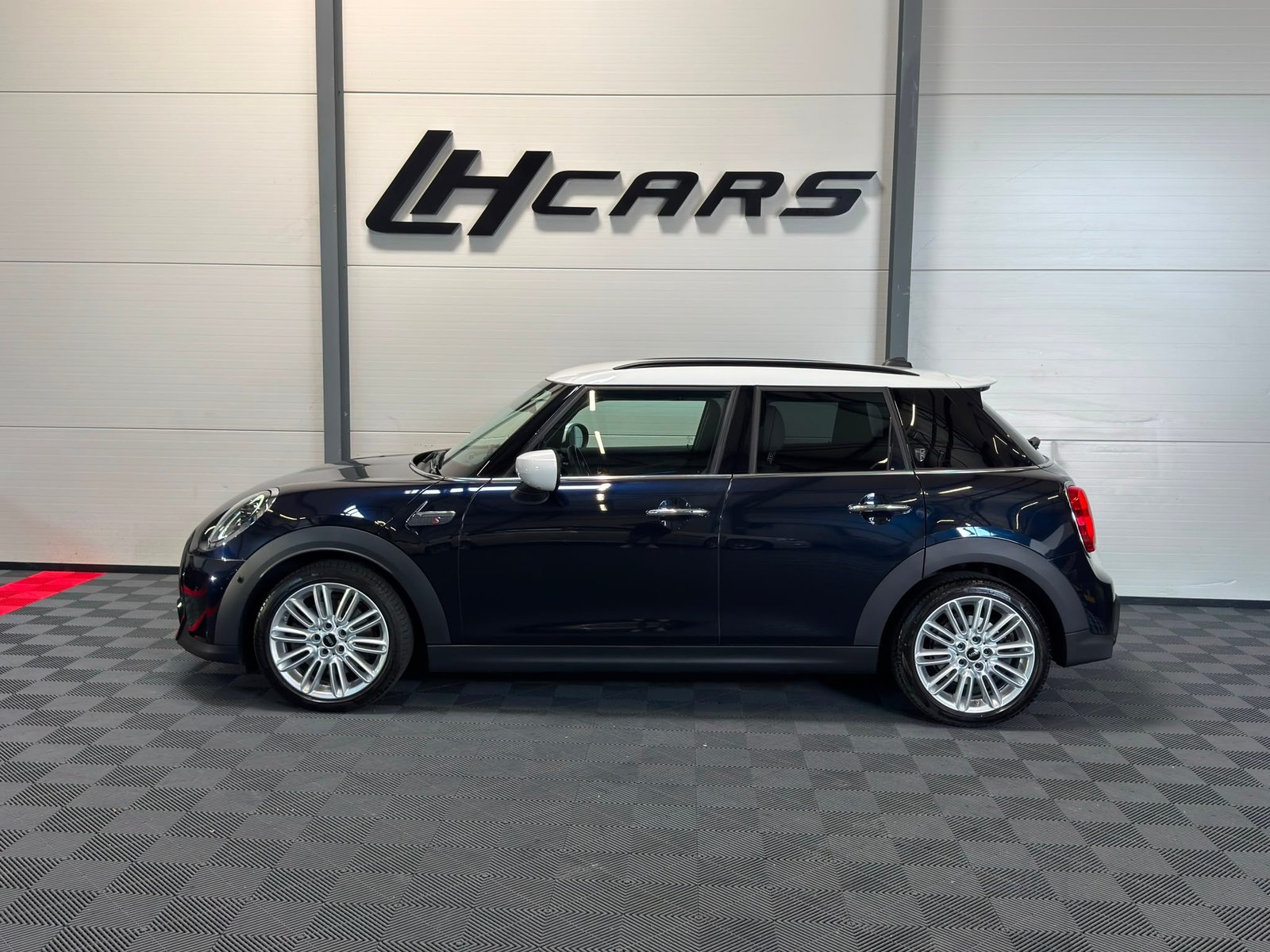 MINI Mini F55 2.0i Cooper S SDKG, Benzin, Occasion / Gebraucht, Automatik - 2