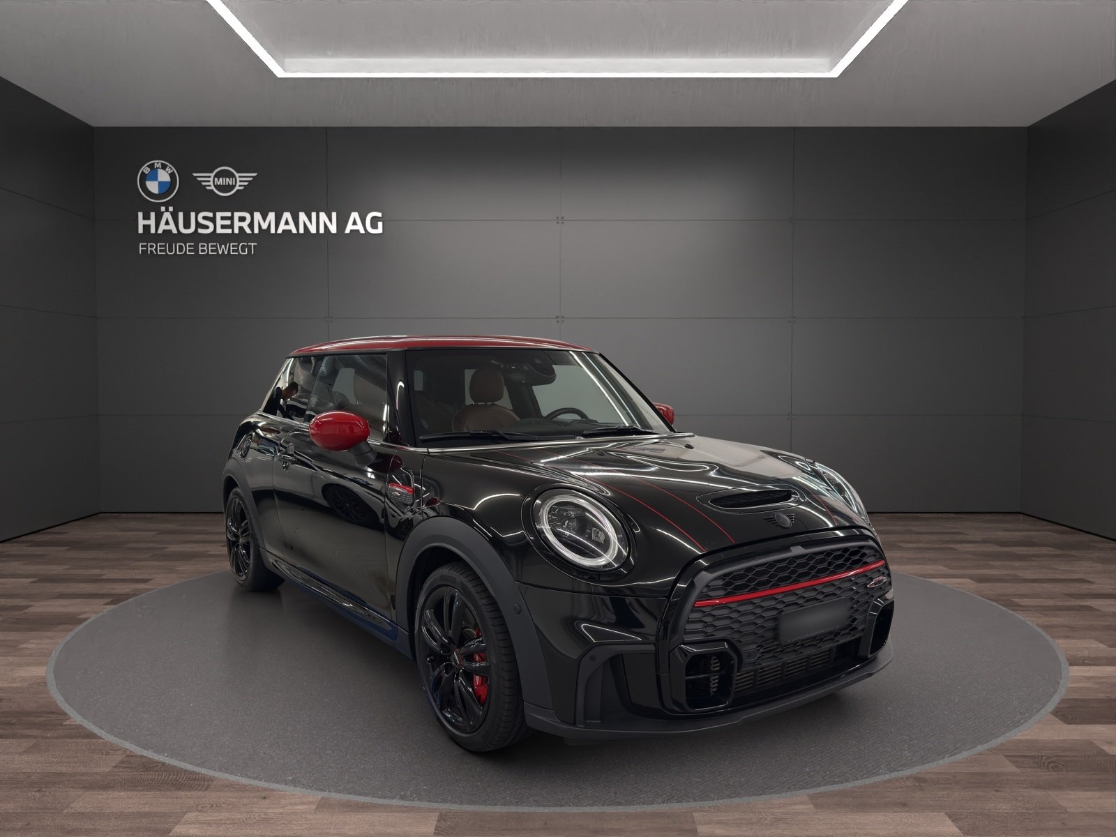 MINI Cooper JCW Steptr., Petrol, Second hand / Used, Automatic - 3