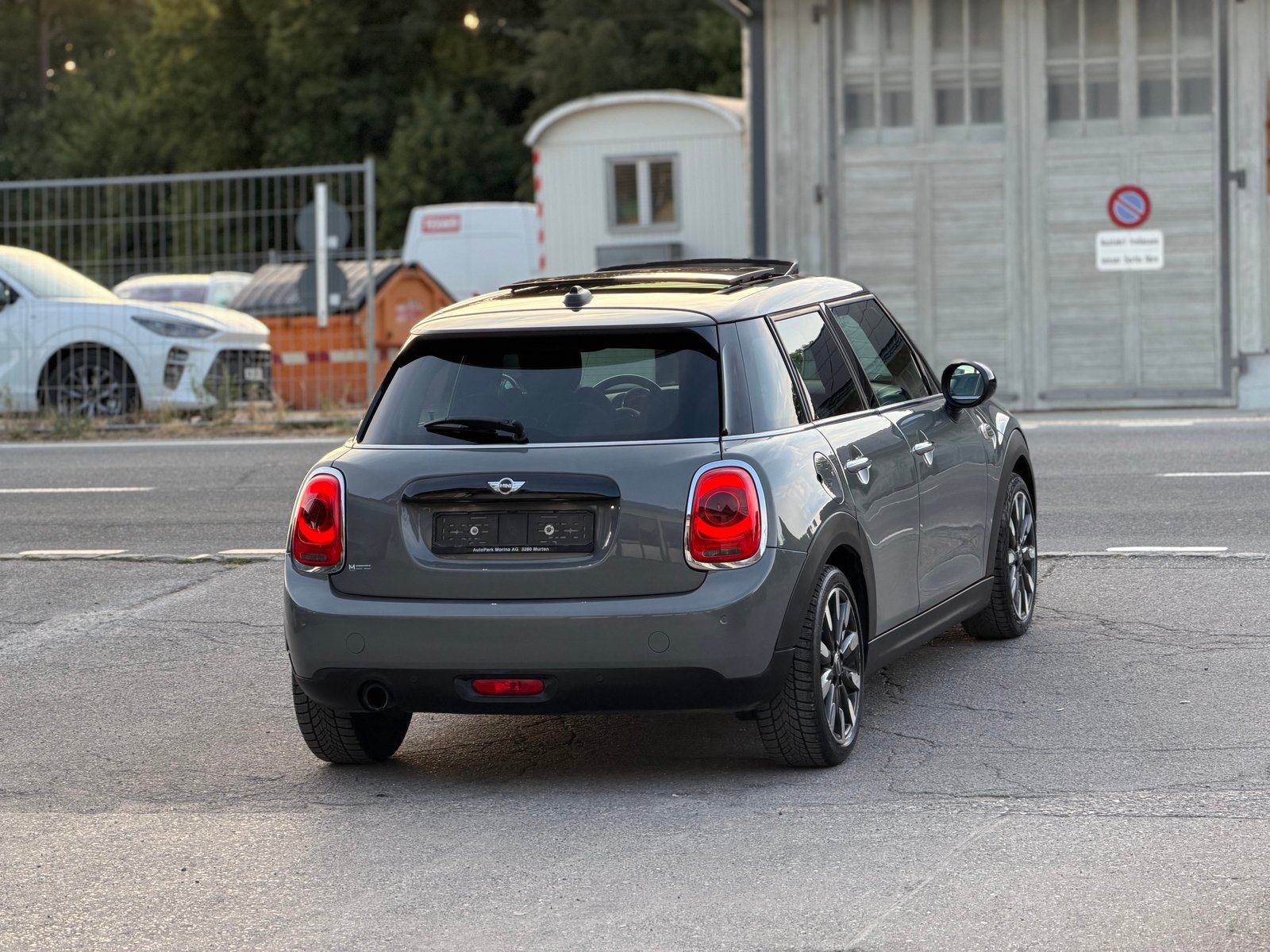 MINI Cooper Classic Edition Steptronic, Petrol, Second hand / Used, Automatic - 5