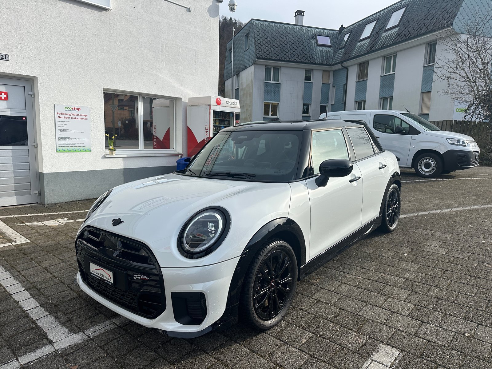 MINI Cooper S DKG, Benzin, Occasion / Gebraucht, Automatik - 2