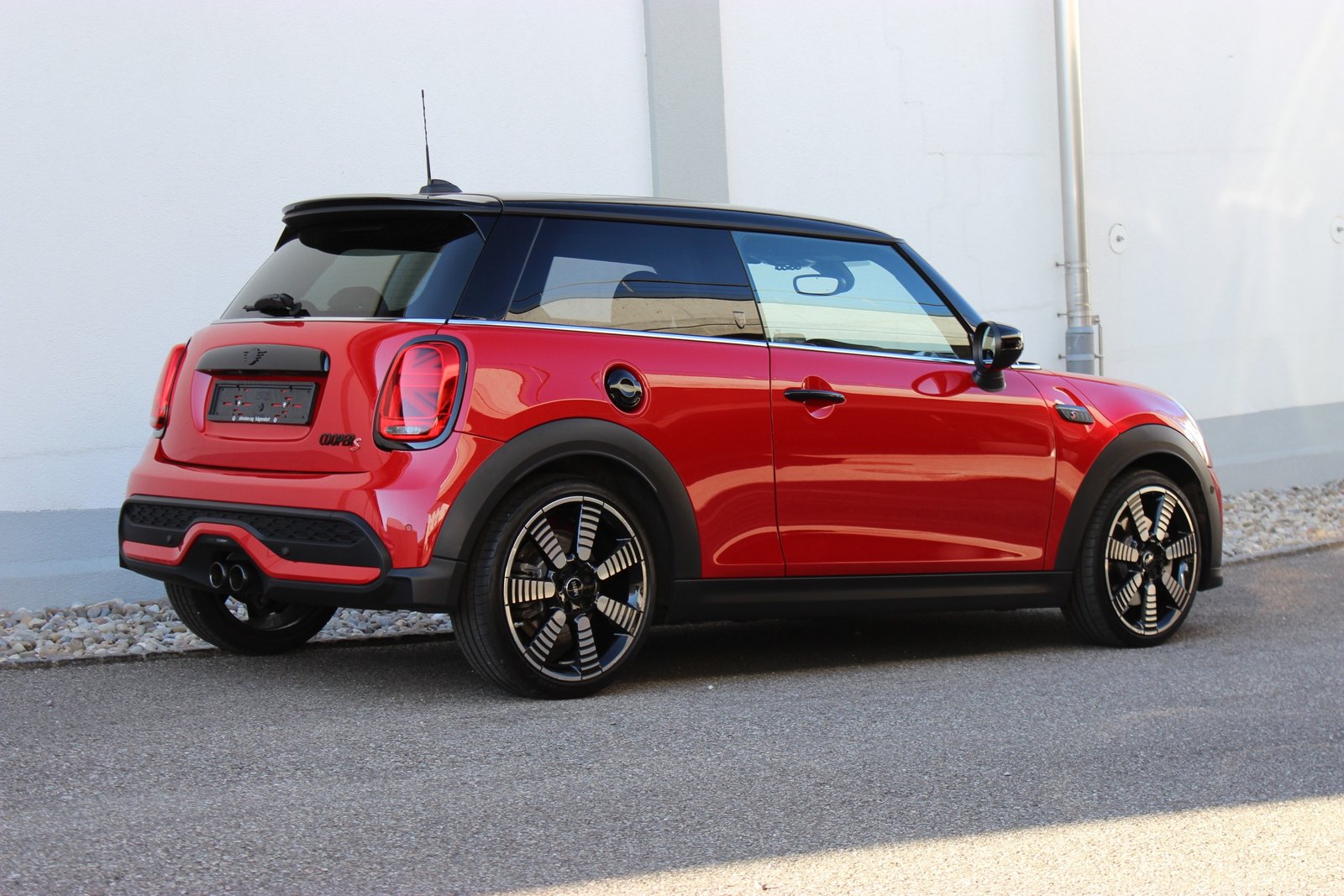 MINI Cooper S Multitone Edition Steptronic DKG, Petrol, Second hand / Used, Automatic - 3